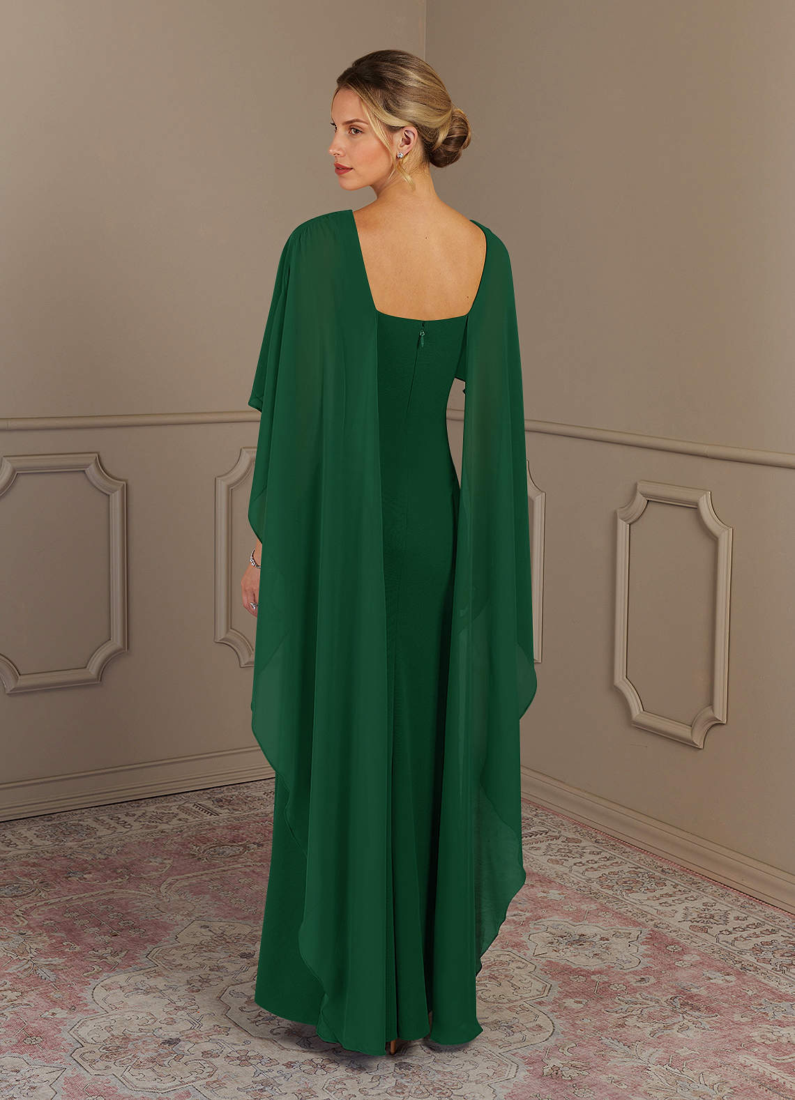 Azazie Dion vestidos de madre de la novia Vestido de Verde Oscuro de Crepé elástico de Recto con Scoop image1