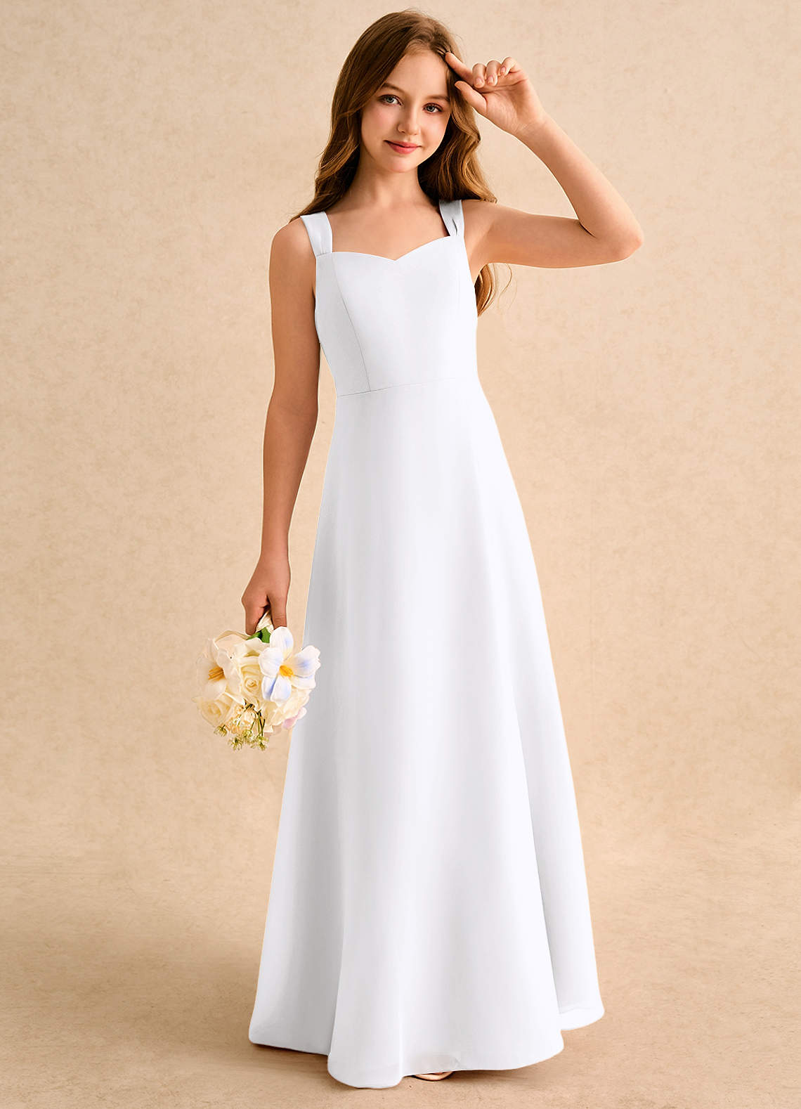 Azazie Makani Girls Formal Robe Demoiselle D'honneur Fillette Robe Trapèze en Mousseline de soie Encolure en Forme de Cœur Blanc image3