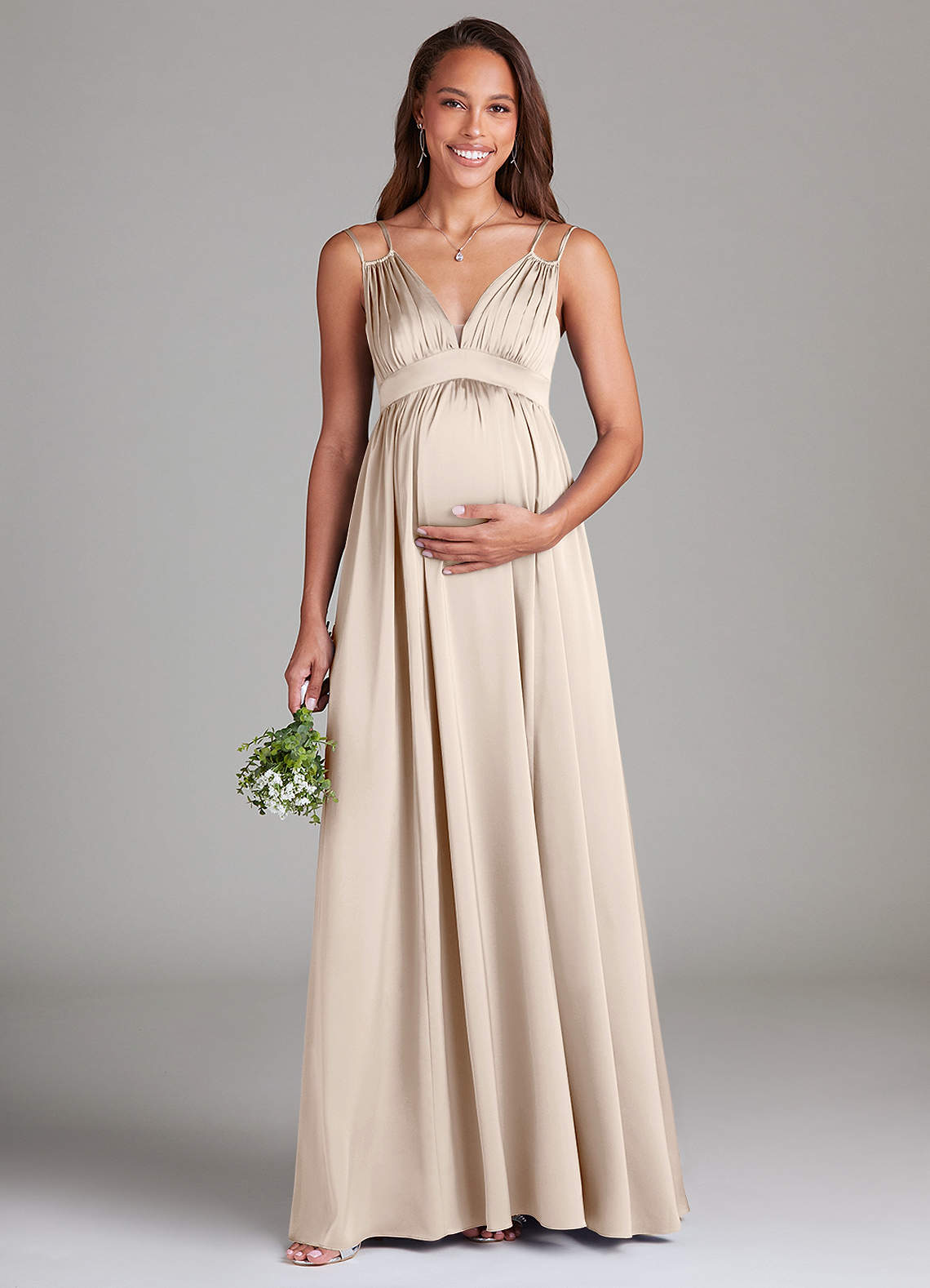 Azazie Emree vestidos de dama de honor de maternidad Vestido de Corte En A Con bolsillos Hasta el suelo Satén Elástico image1