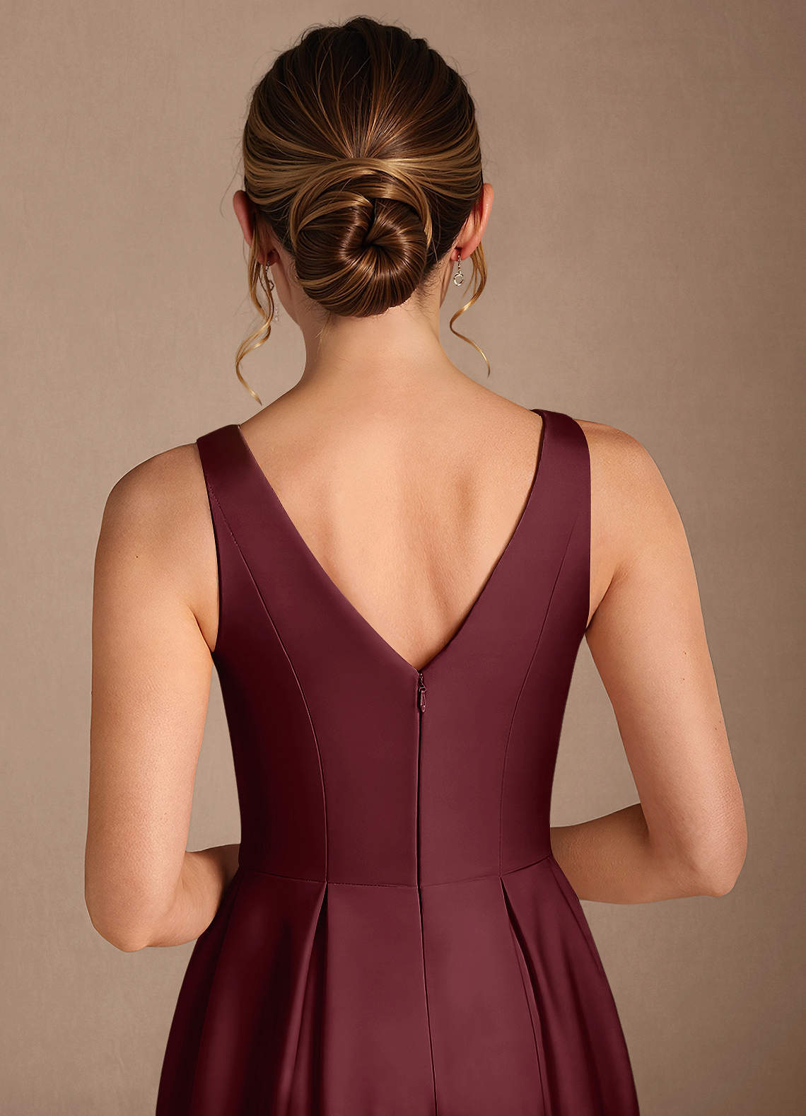 Azazie Fulton Abiti per la Madre della Sposa Abito A-Line in Raso Elasticizzato Plissettato Cabernet image5