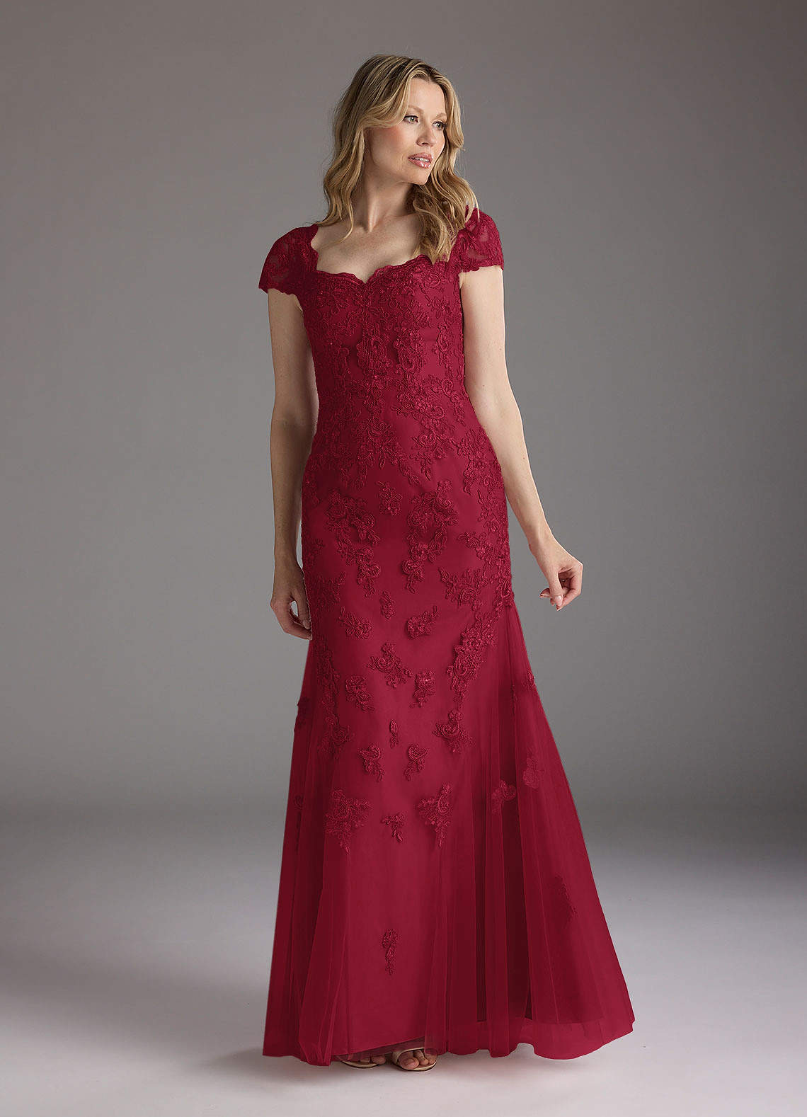 Azazie Marbella vestidos de madre de la novia Vestido de Borgoña de Encaje de Sirena con Reina Ana Lentejuelas image1