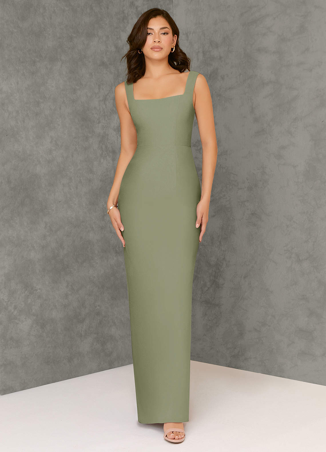 Azazie Flori Vestidos de damas de honor Vestido de Pistacho de Gasa de Corte Recto con Escote Cuadrado image1