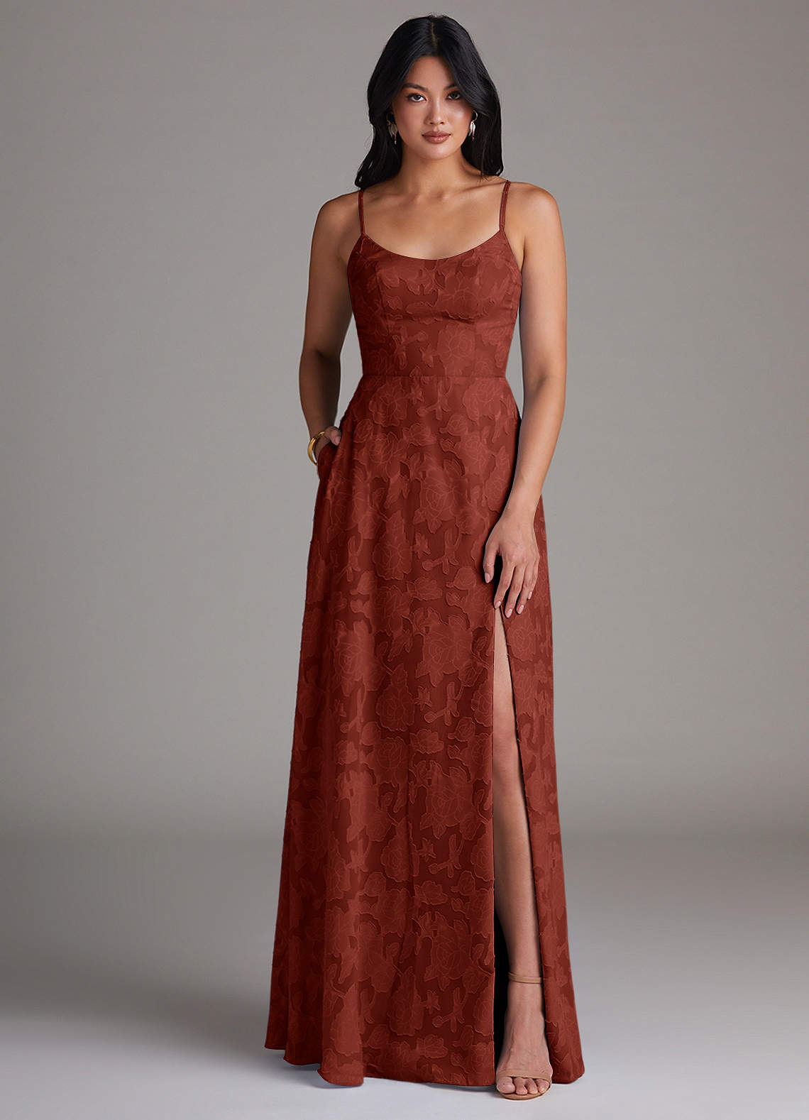 Azazie Moira Robes de demoiselle d'honneur Robe Trapèze en Blumen-Burnout Fente Latérale Terracotta image1