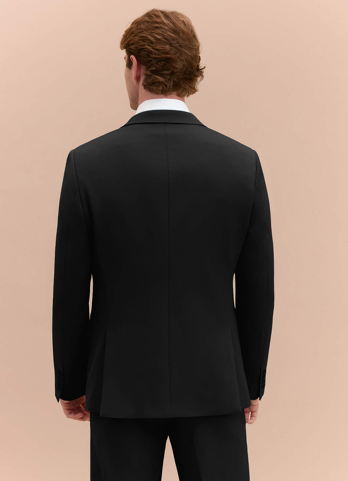 front James Black Structured Stretch 3-piece suit