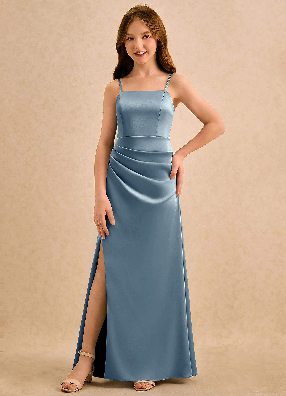Azazie Cannoli Girls Formal Blomsterpigekjoler A-Line Plisseret Stræk satin Gulv-længde Kjole image4