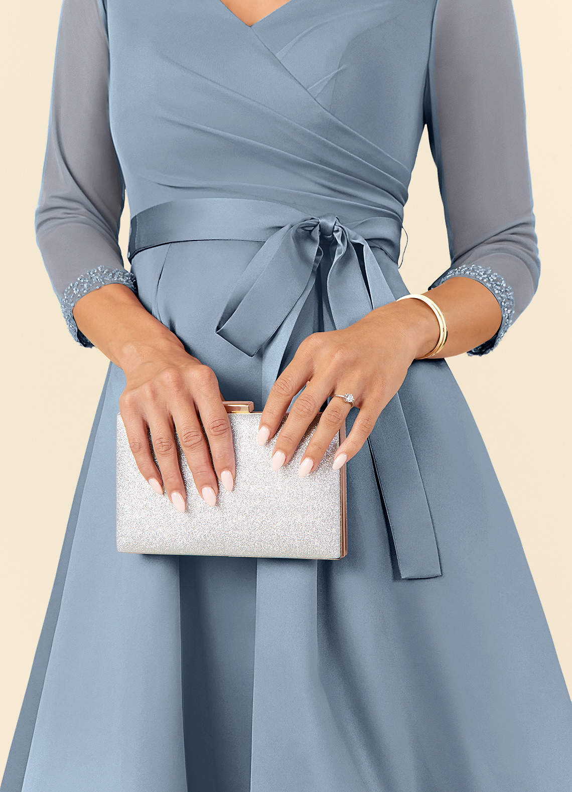 Azazie Maritza Abiti per la Madre della Sposa Abito A-Line in Raso Opaco Plissettato Blu Polveroso image5