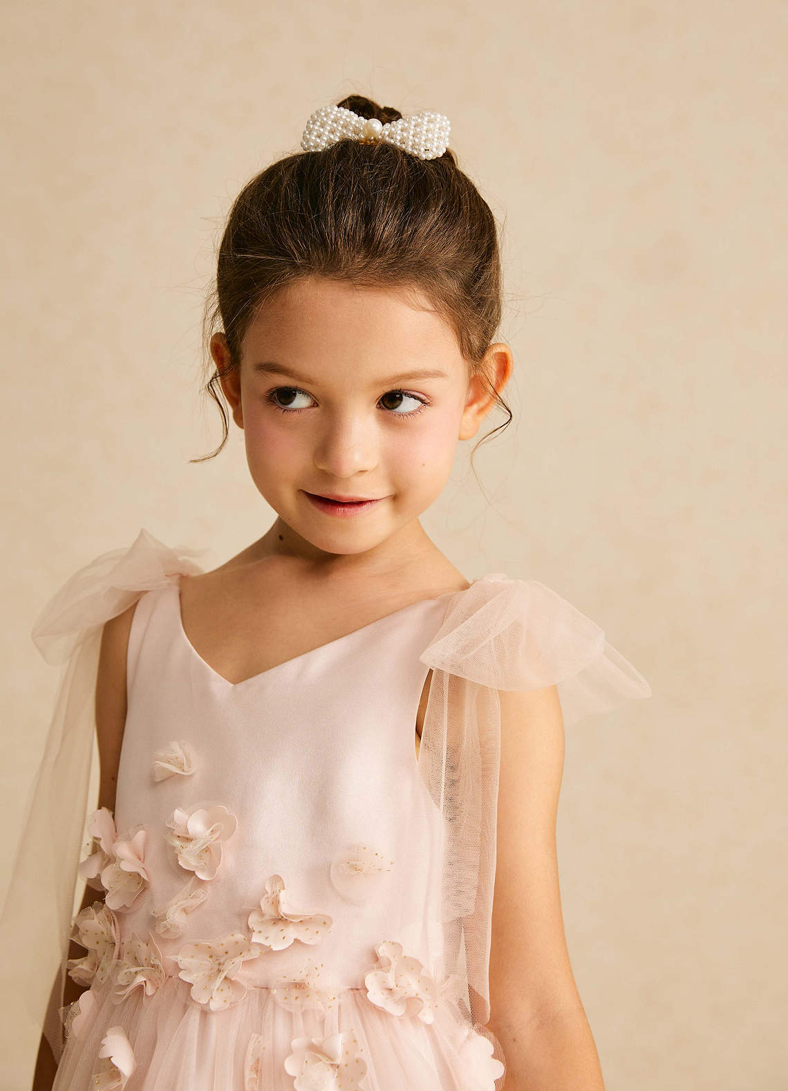 front Pearl Bow Barrette
