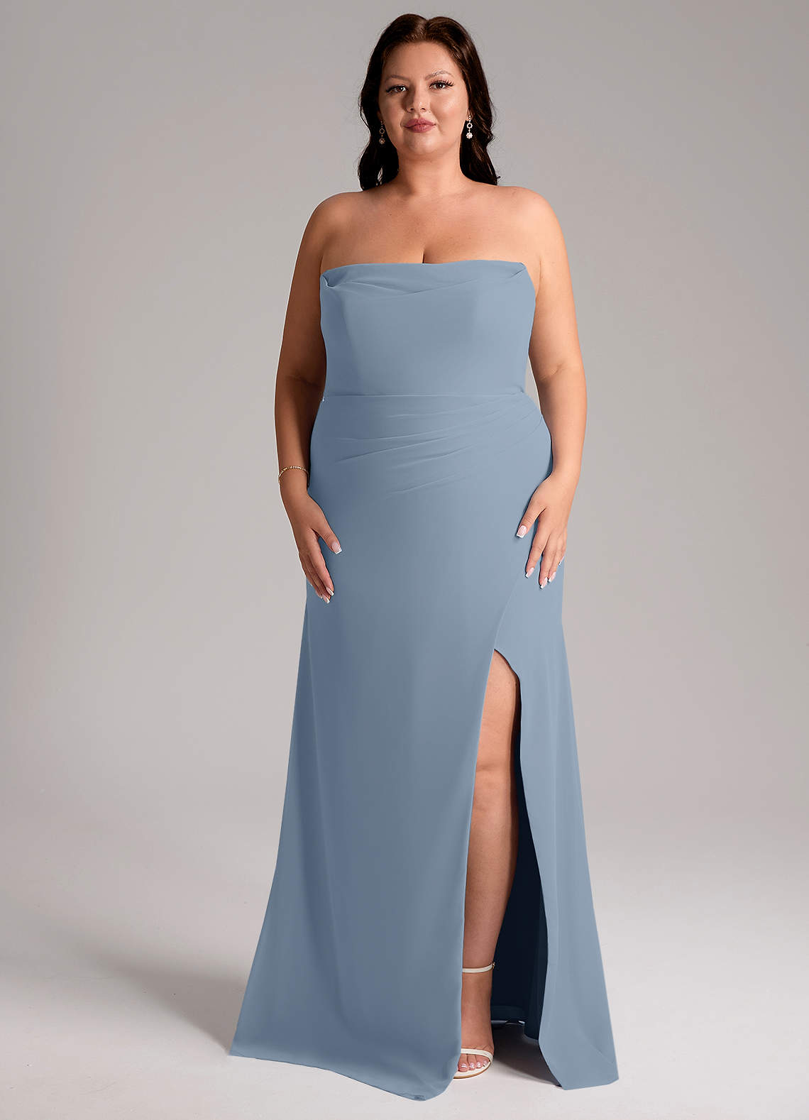 Azazie Leonis Vestidos de madrinha de casamento Vestido Azul Empoeirado de Chiffon de Bainha com Sem alças image10