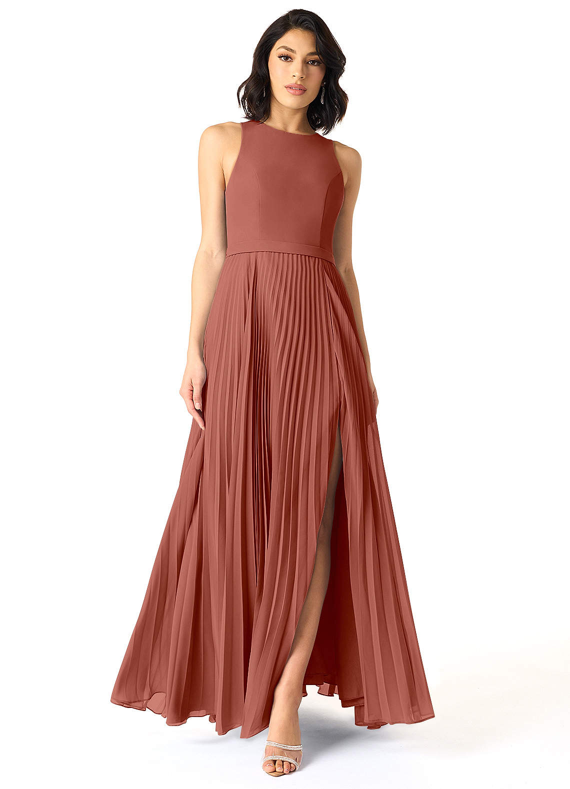 Azazie Lindie Robes de demoiselle d'honneur Robe Trapèze en Mousseline de soie Plissé à encolure dégagée Auburn image1