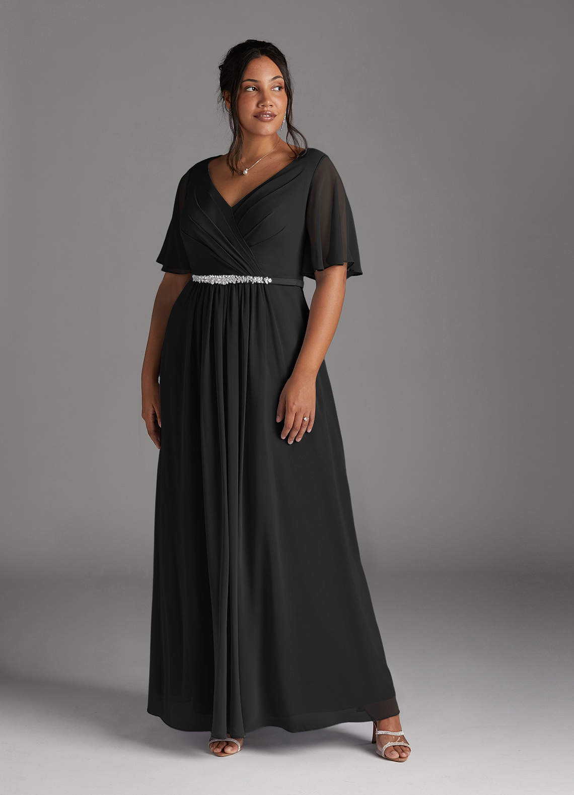 Azazie Tricia vestidos de madre de la novia Vestido de Negro de Gasa de Corte En A con Cuello en V Plisado image1
