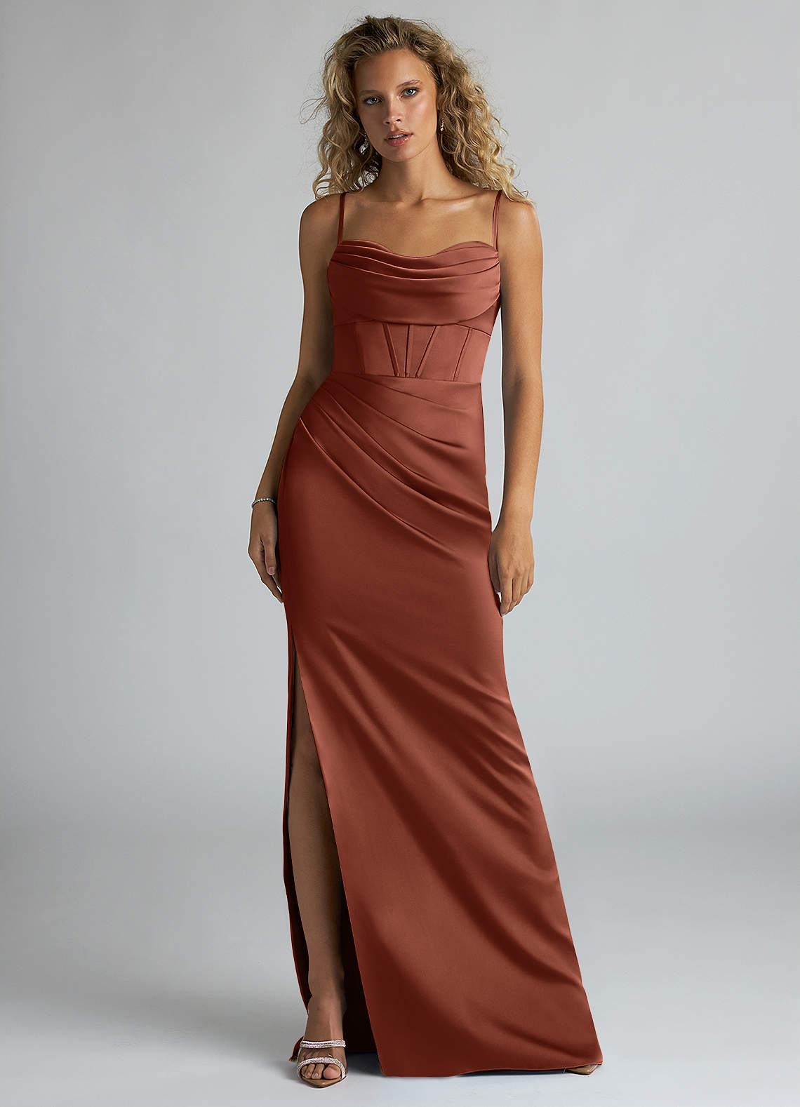 Azazie Mai Brautjungfernkleider Etui Plissee Stretch-Satin Kleid Lehm image1