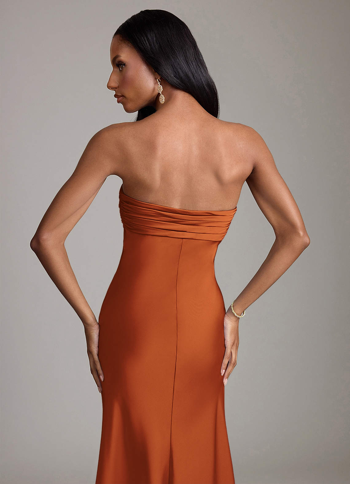 Azazie Saylor Klänningar att prova hemma Klä av Sjöjungfru i Stretch Satin Axelbandslös Agave image5