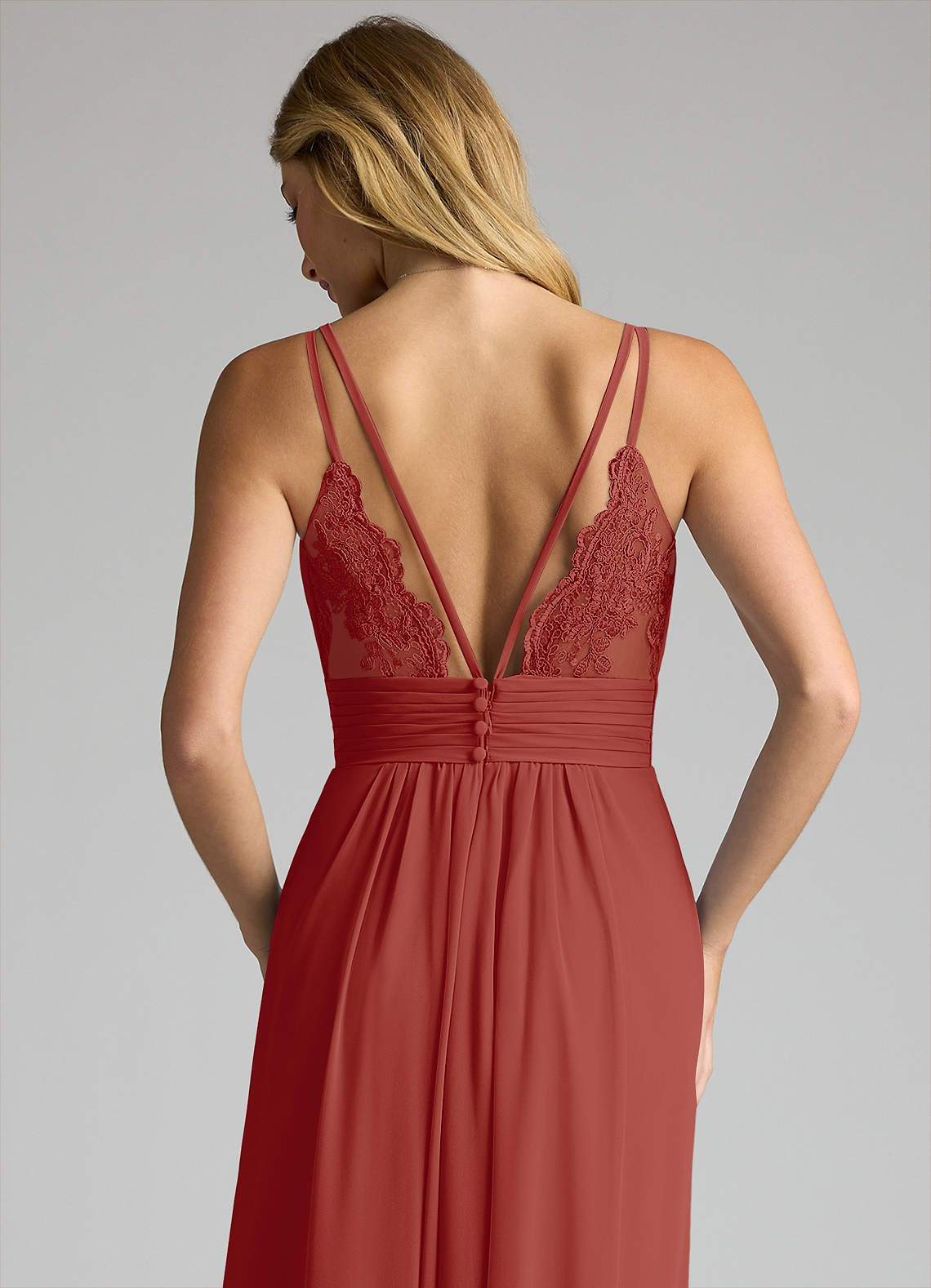 Azazie Maren Allure Robes de demoiselle d'honneur Robe Trapèze en Mousseline de soie Col V dentelle Terracotta image1