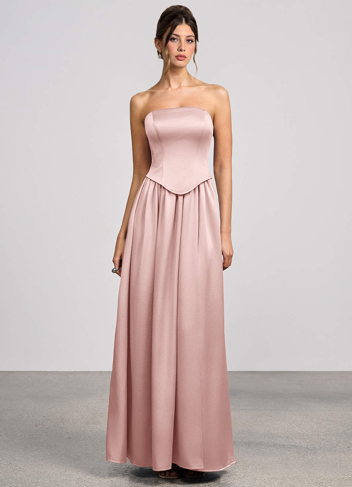 light pink satin maxi dress Satin maxi dress with a side slit Color: Light pink RASARIO Online Boutique 44 (FR) / Light pink