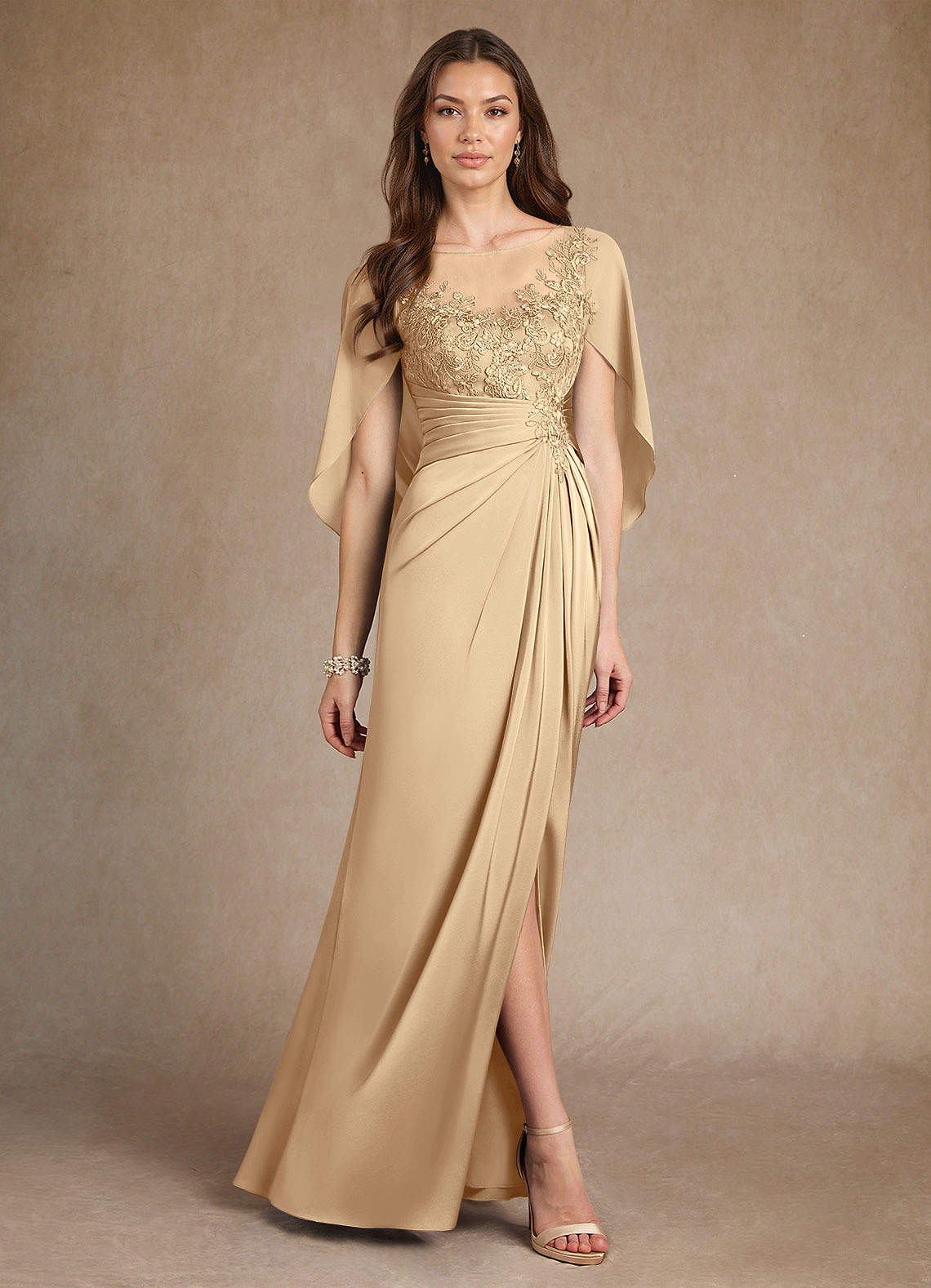 Azazie Hera Mère de la mariée Robes Robe Trapèze en Satin extensible Dentelle Champagne image3