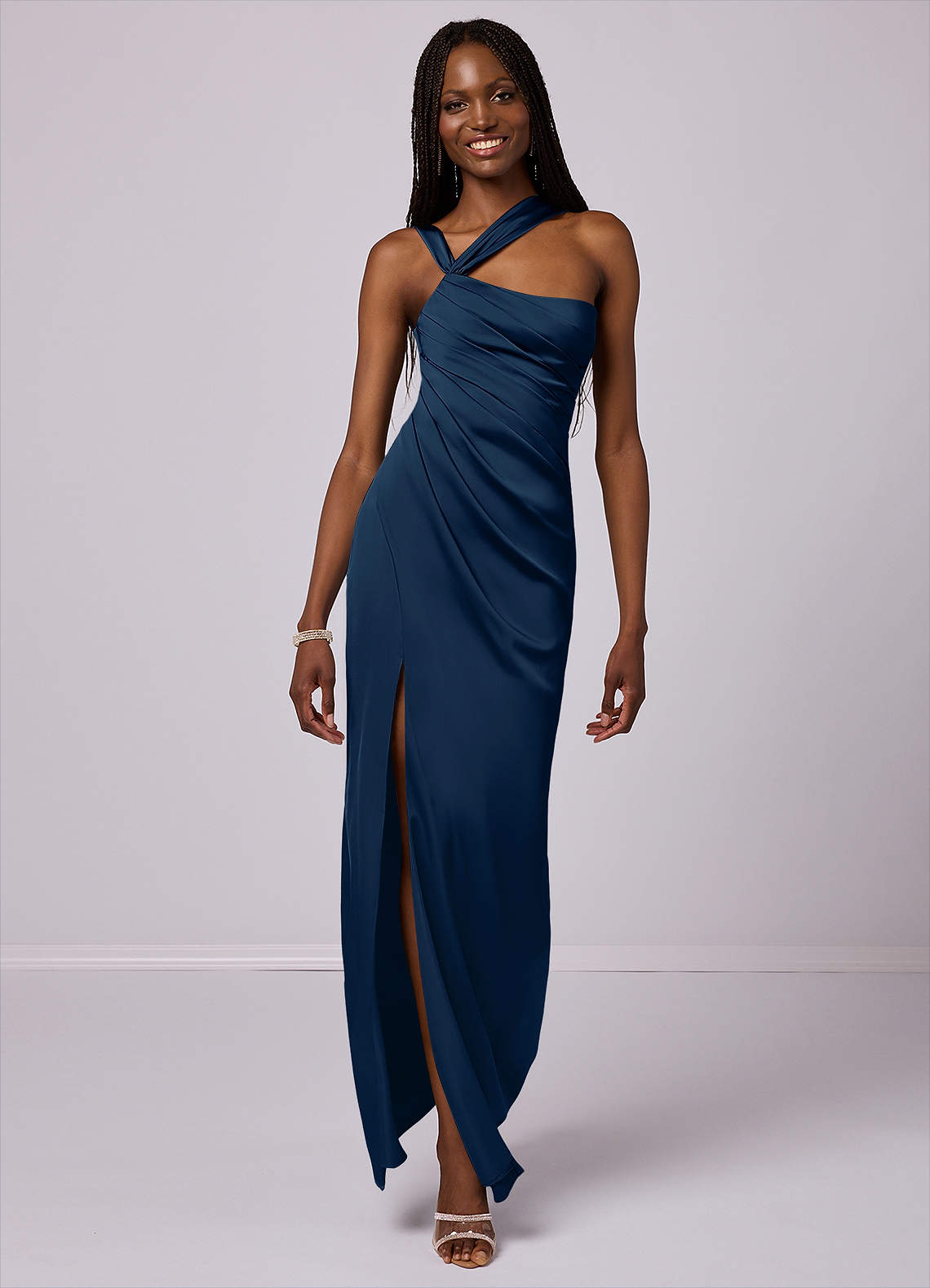 Barbie ♥ Azazie Robes de demoiselle d'honneur Robe Sirène en Satin extensible Ue épaule Bleu Marine Foncé image1