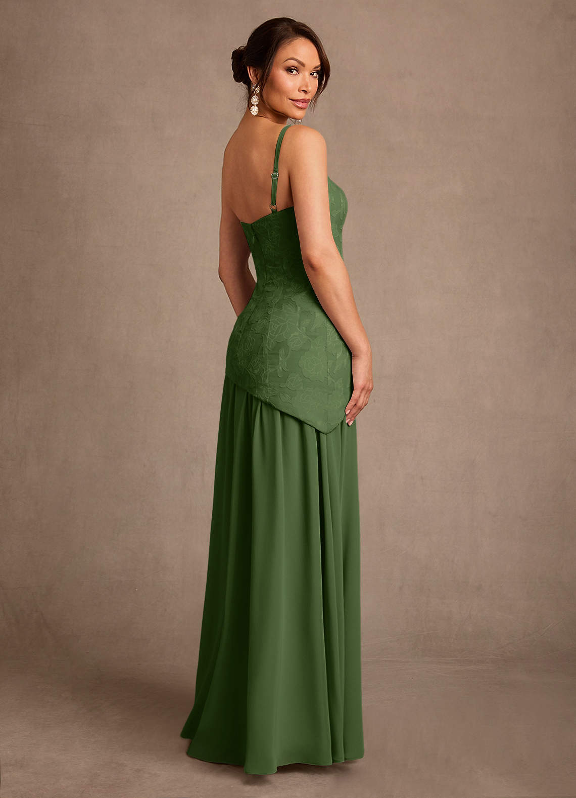 Azazie Flossie Vestidos para mãe da noiva Vestido Oliva de Chiffon de Linha A com Plissado image4