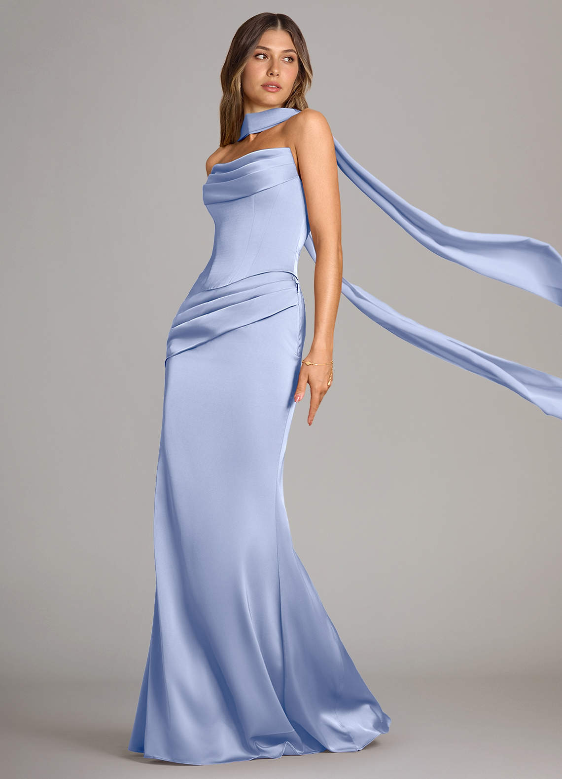 Azazie Sorrel Vestidos de madrinha de casamento Vestido Gelo de Cetim elástico de sereia com Sem alças image3