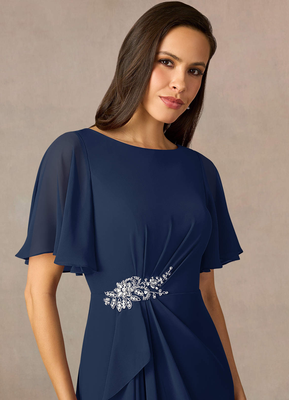 Azazie Rain Abiti per la Madre della Sposa Abito Tubino in Chiffon Perline Marino Scuro image9