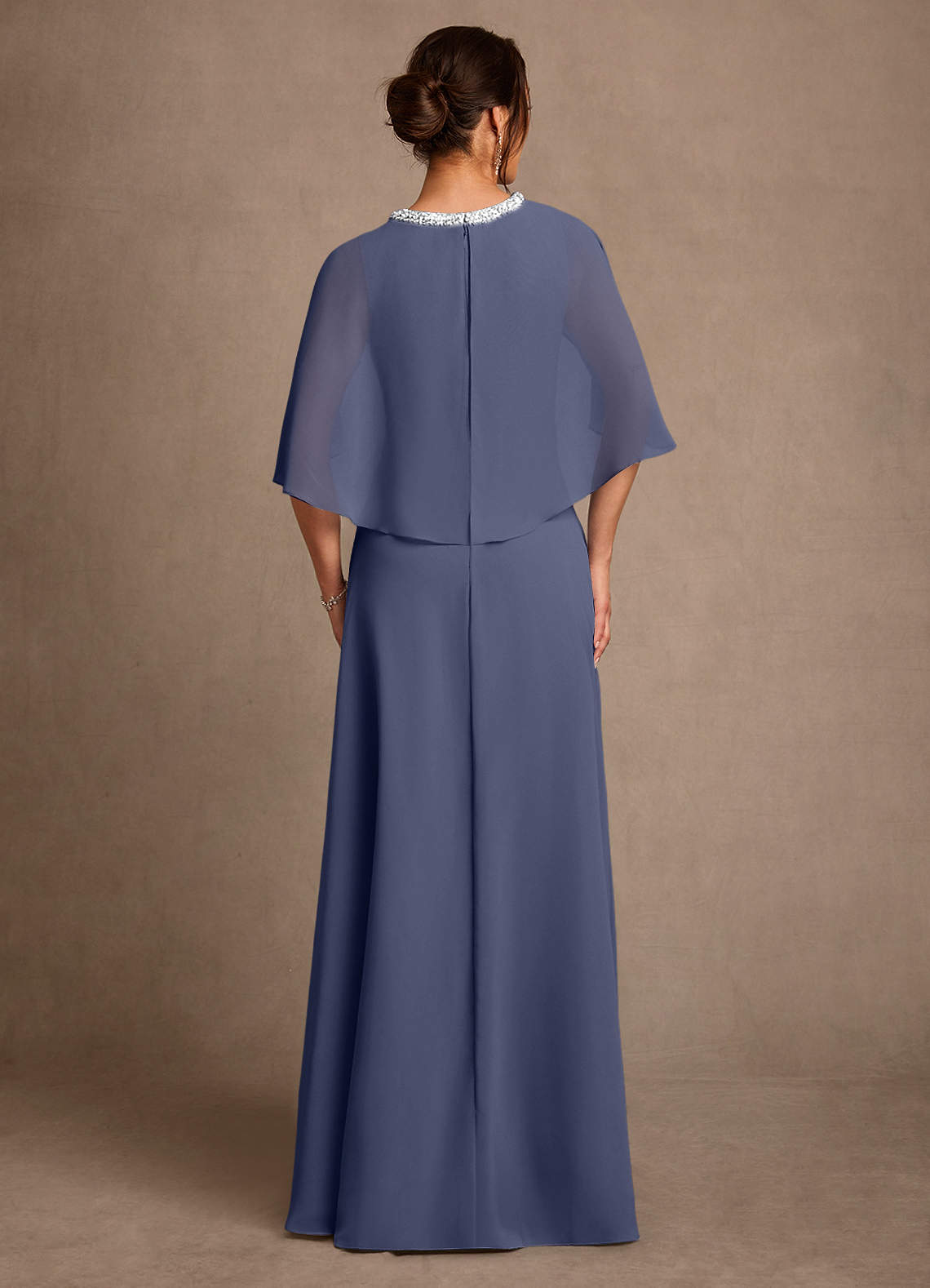 Azazie Winnifred Vestidos para mãe da noiva Vestido Tormentoso de Chiffon de Linha A com Frisado image2