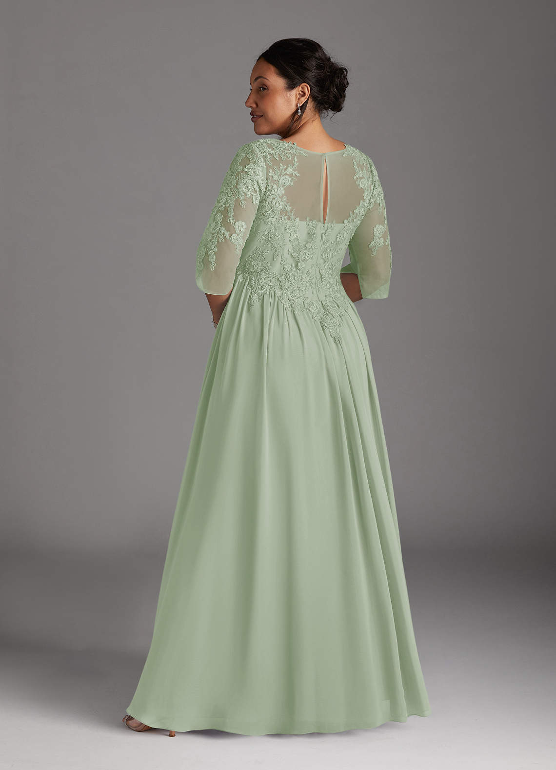 Azazie Mirielle vestidos de madre de la novia Vestido de Salvia Polvorienta de Gasa de Corte En A con Encaje Scoop image7