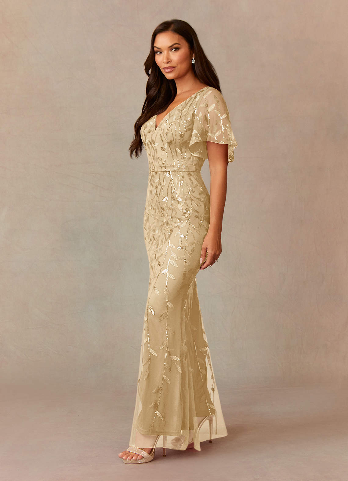 Upstudio Petaluma Venta Final Vestido de Champán de Lentejuelas de Sirena con Cuello en V de lentejuelas image1