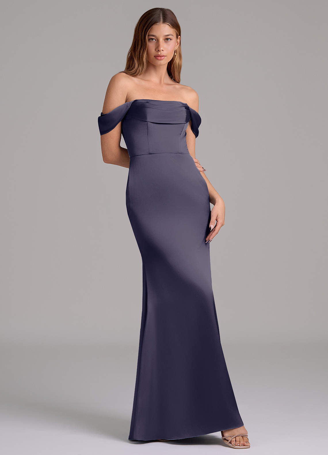 Azazie Miley 신부 들러리 드레스 인어 오프 더 숄더 스트레치 새틴 바닥 길이 드레스 image1