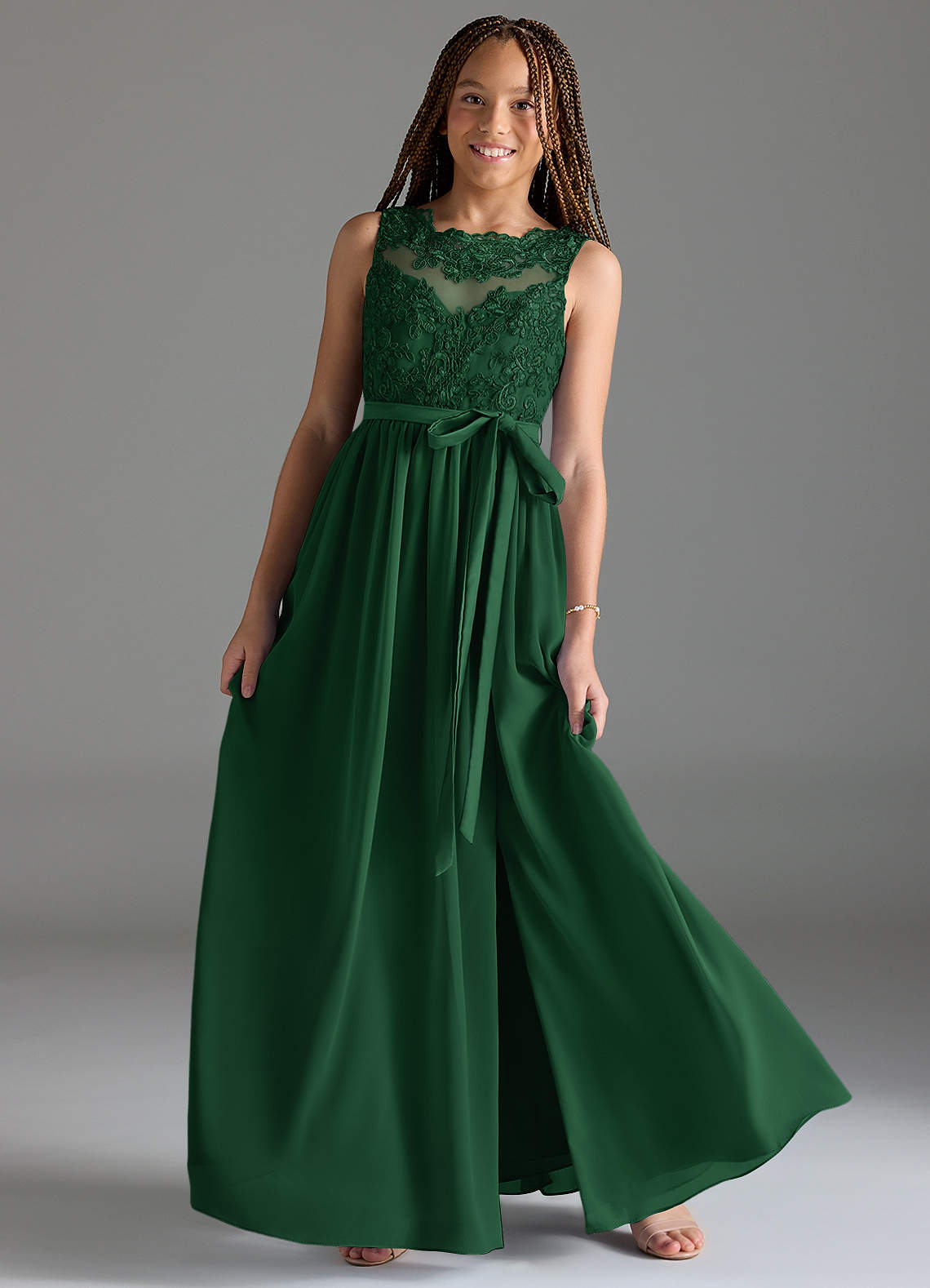 Azazie Elly Junior Vestido de Verde Oscuro de Gasa de Corte En A con Encaje image1
