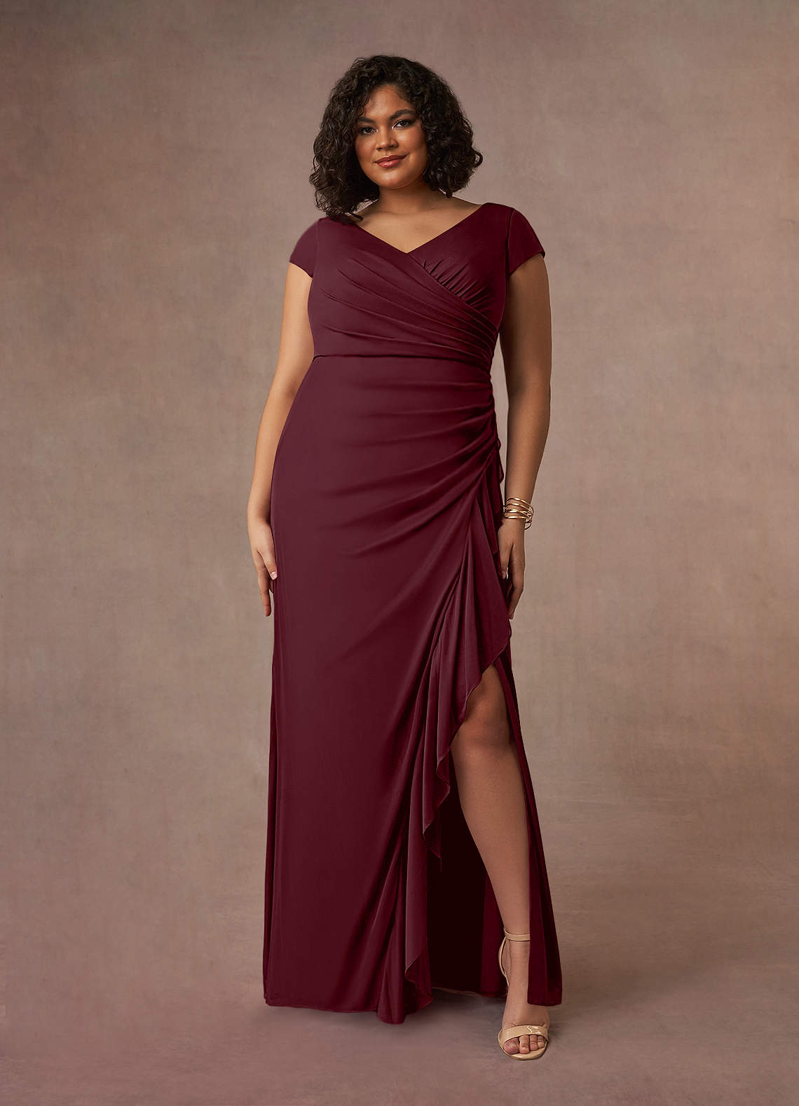 Azazie Roya vestidos de madre de la novia Vestido de Cabernet de Malla de Sirena con Cuello en V plisado image6