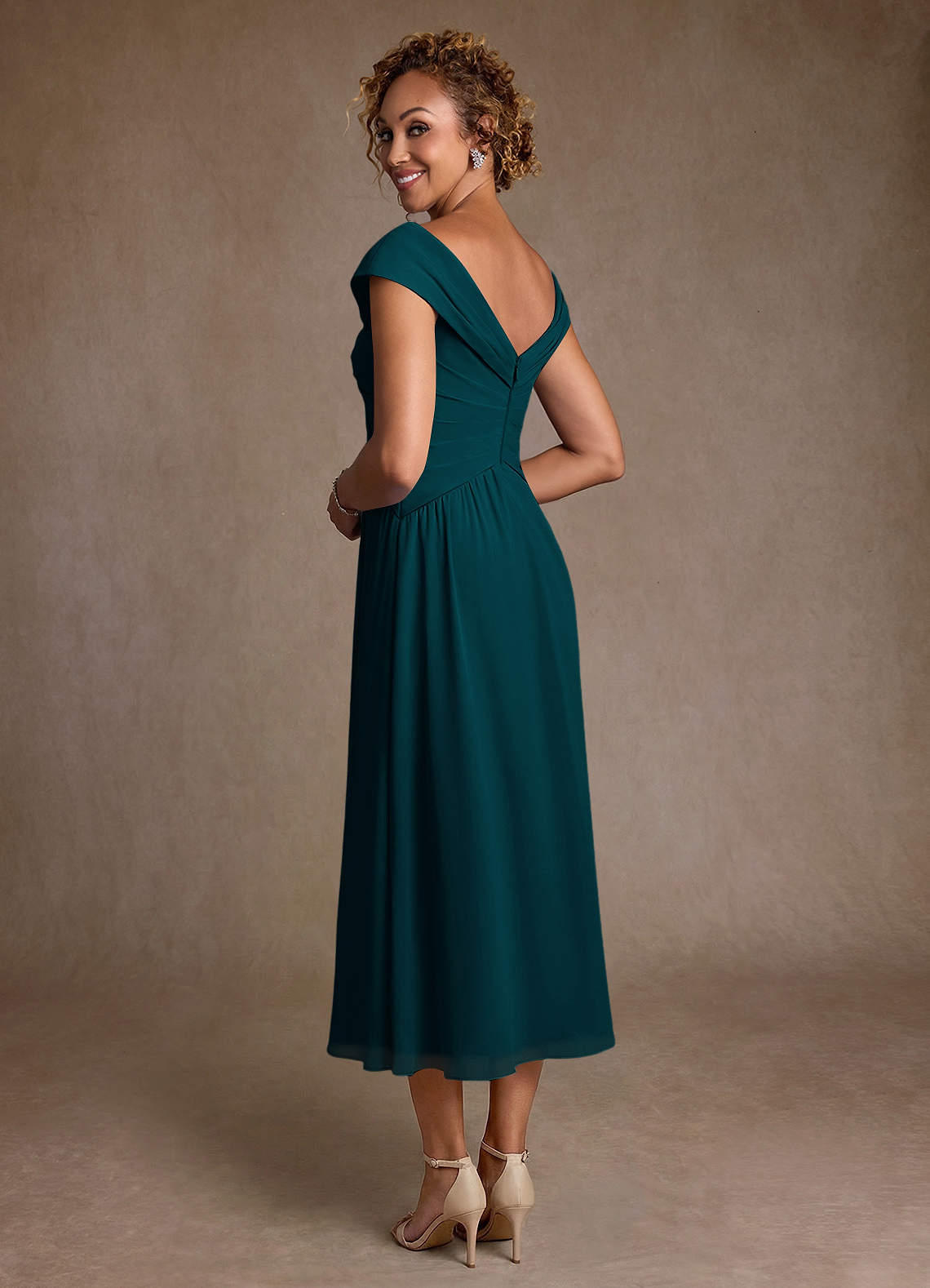 Azazie Mirta Mère de la mariée Robes Robe Trapèze en Blumen-Burnout Plissée Vert Pin image1