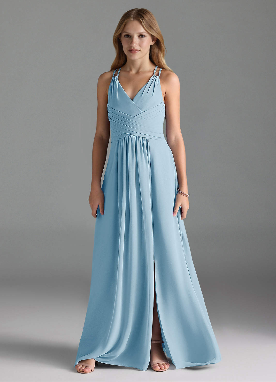 Azazie Farren Junior Robe Trapèze en Mousseline de soie Plissée Bleu Ciel image1