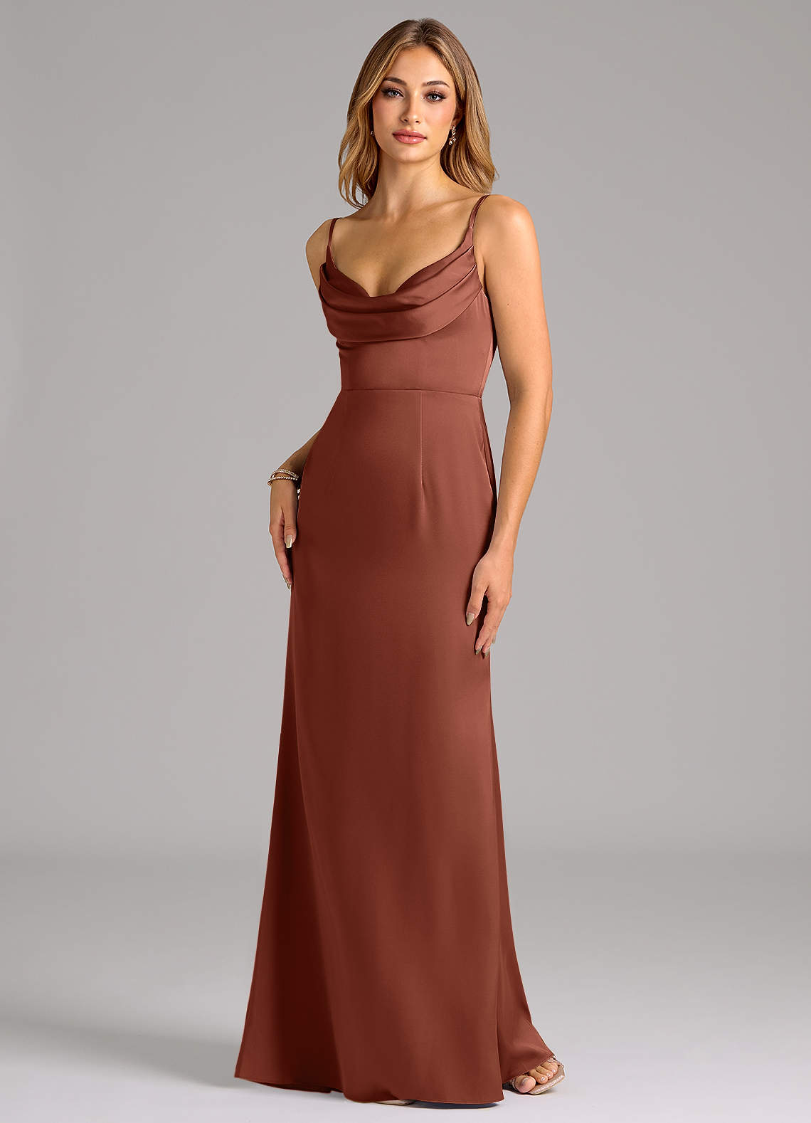 Azazie Aimee Brautjungfernkleider A-Linie Herzausschnitt Stretch-Satin Kleid Lehm image1