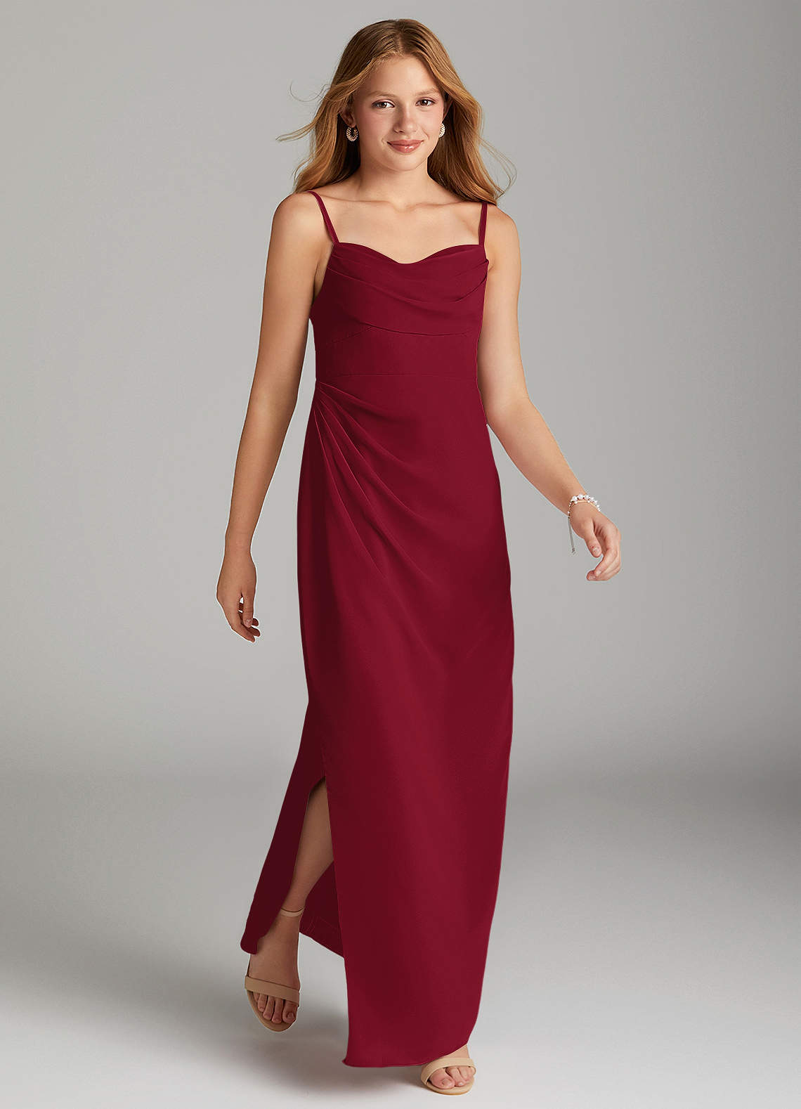 Azazie Mai Junior Vestido Borgonha de Chiffon de Bainha com Plissado image3