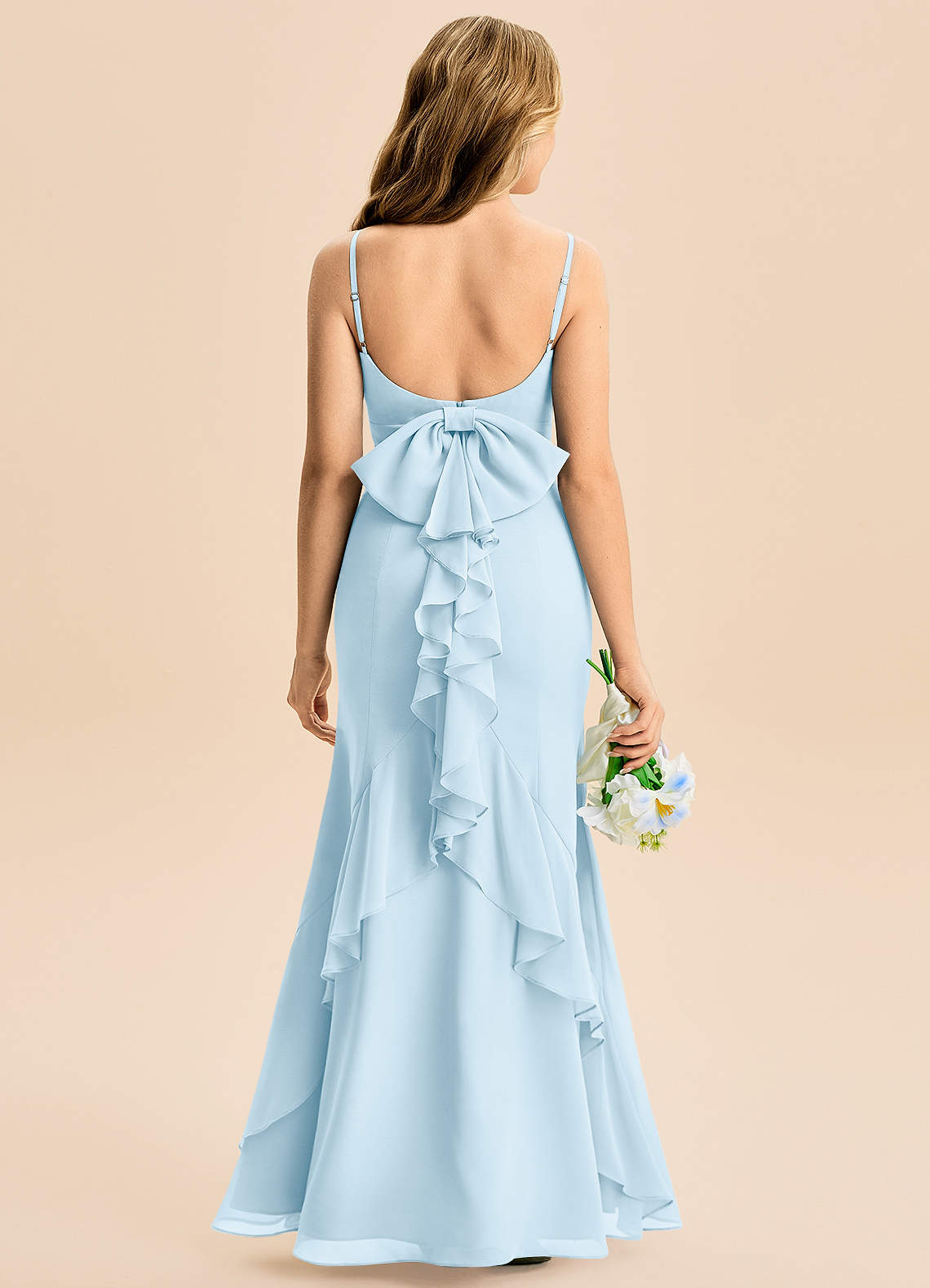 Azazie Lioren Junior Vestido de Azul Cielo de Gasa de Corte Sirena con Lazo image4