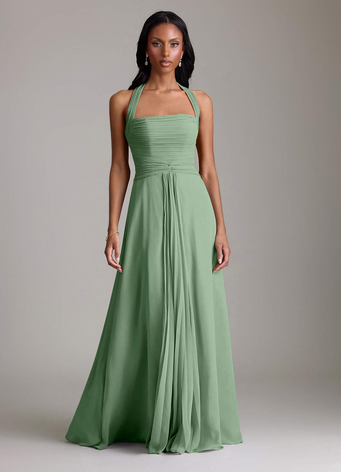 Azazie Clarisa Vestidos de damas de honor Vestido de Matcha de Gasa de Corte en A con Plisado image4