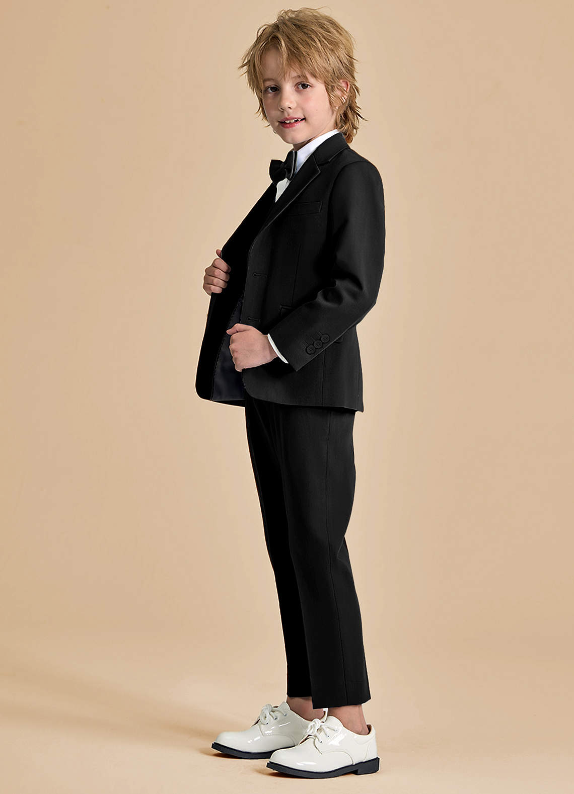 front Oliver Boys Black 5-Piece Suit With Bow Tie