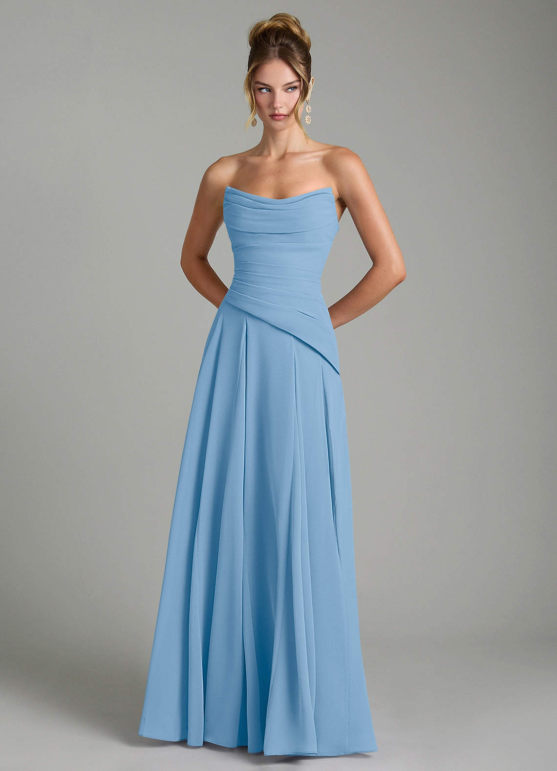 Azazie Gabriela Vestidos de damas de honor Vestido de Azul Pálido de Gasa de Línea A con Corsé image6