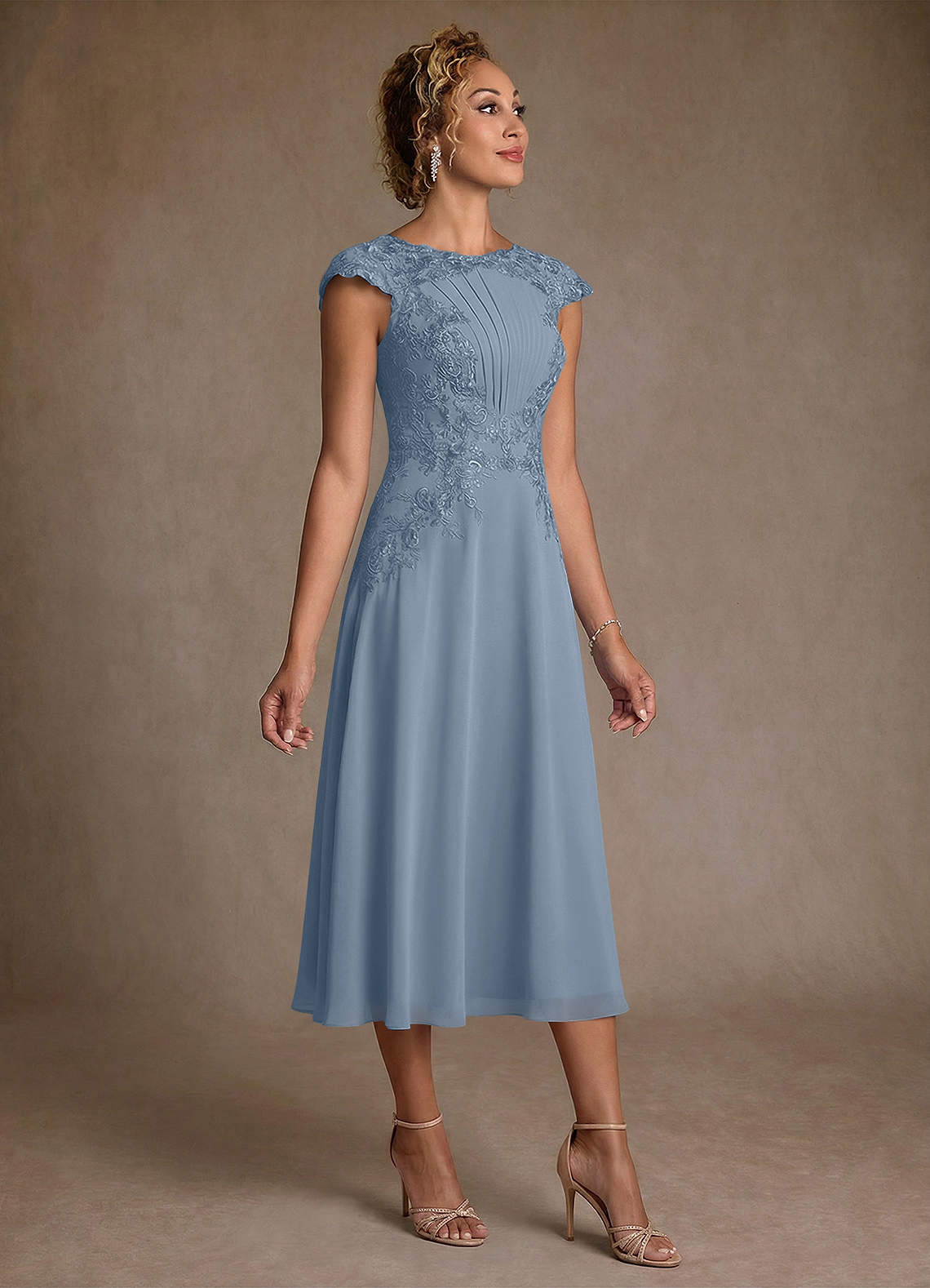 Azazie Crista Mère de la mariée Robes Robe Trapèze en Mousseline de soie Dentelle Bleu Poussiéreux image2