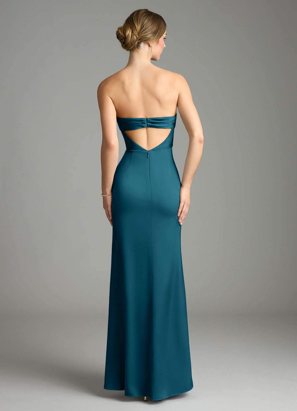 Azazie Leonis Vestidos de damas de honor Vestido de Azul Tinta de Satén Elástico de Corte Sirena Convertible con Plisado image1