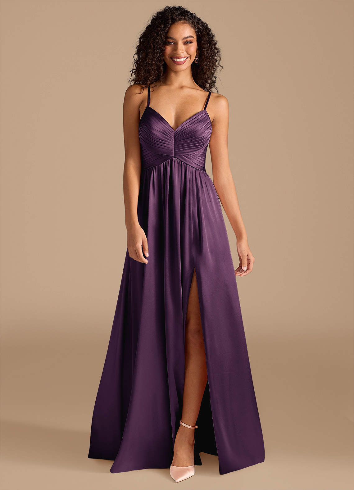 Azazie Alia Vestidos de madrinha de casamento Vestido Ameixa de Cetim Metálico de Linha A com Plissado image7