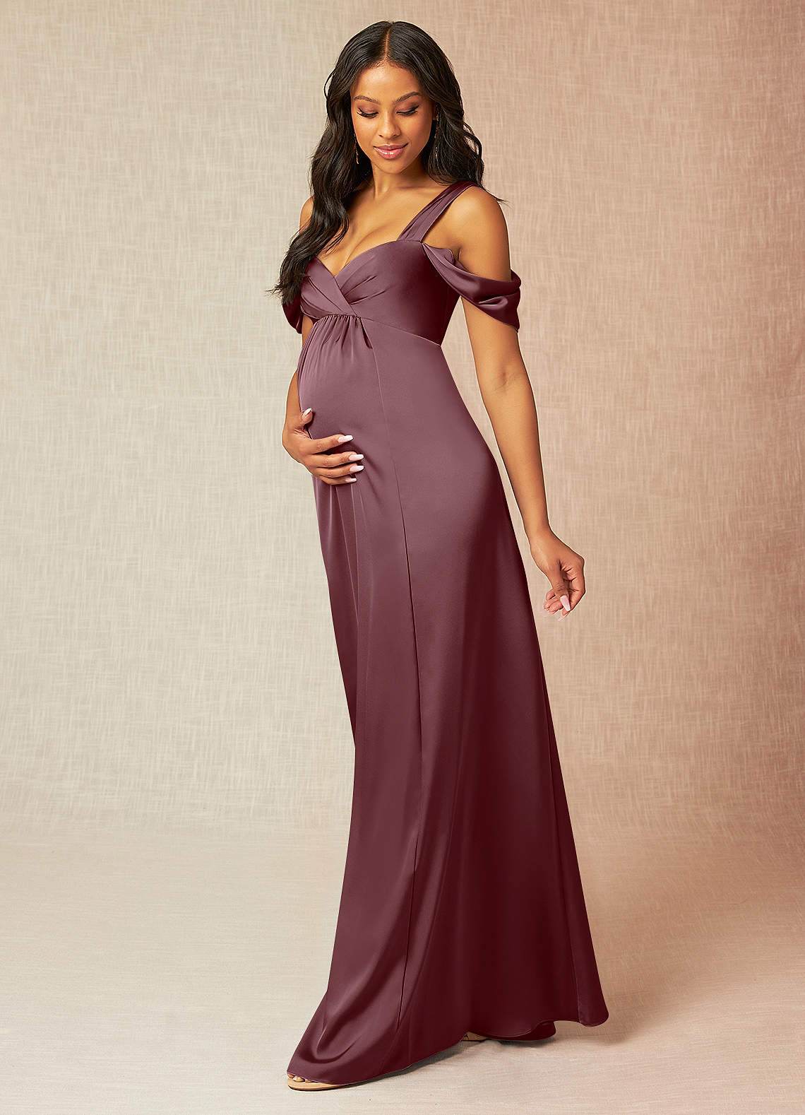 Azazie Rhea Brautjungfernkleider für Schwangere A-Linie Schulternfrei Gefaltet Stretch-Satin Bodenlänge Kleid image2