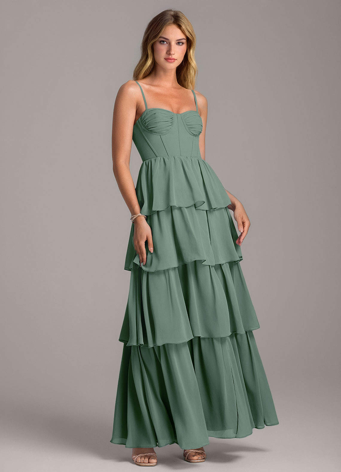 Azazie Alanna Robes de demoiselle d'honneur Robe Trapèze en Mousseline de soie Encolure en Forme de Cœur Eucalyptus image1