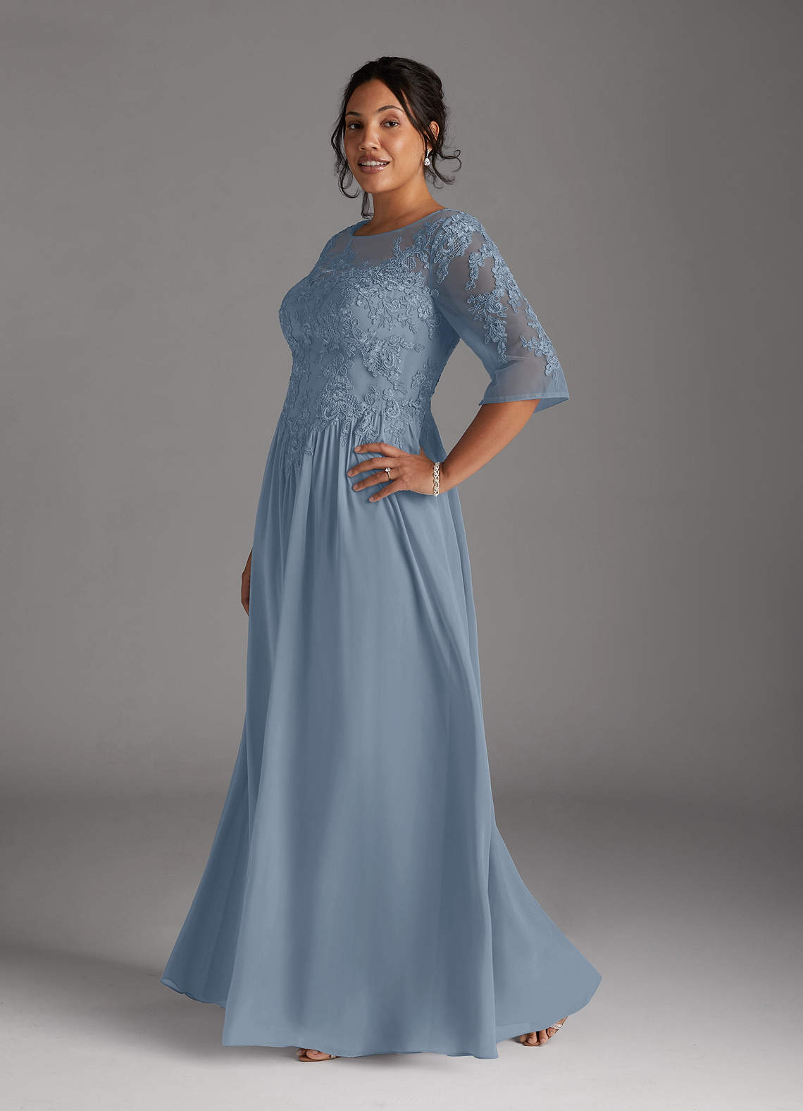 Azazie Mirielle vestidos de madre de la novia Vestido de Azul Polvoriento de Gasa de Corte En A con Encaje Scoop image9