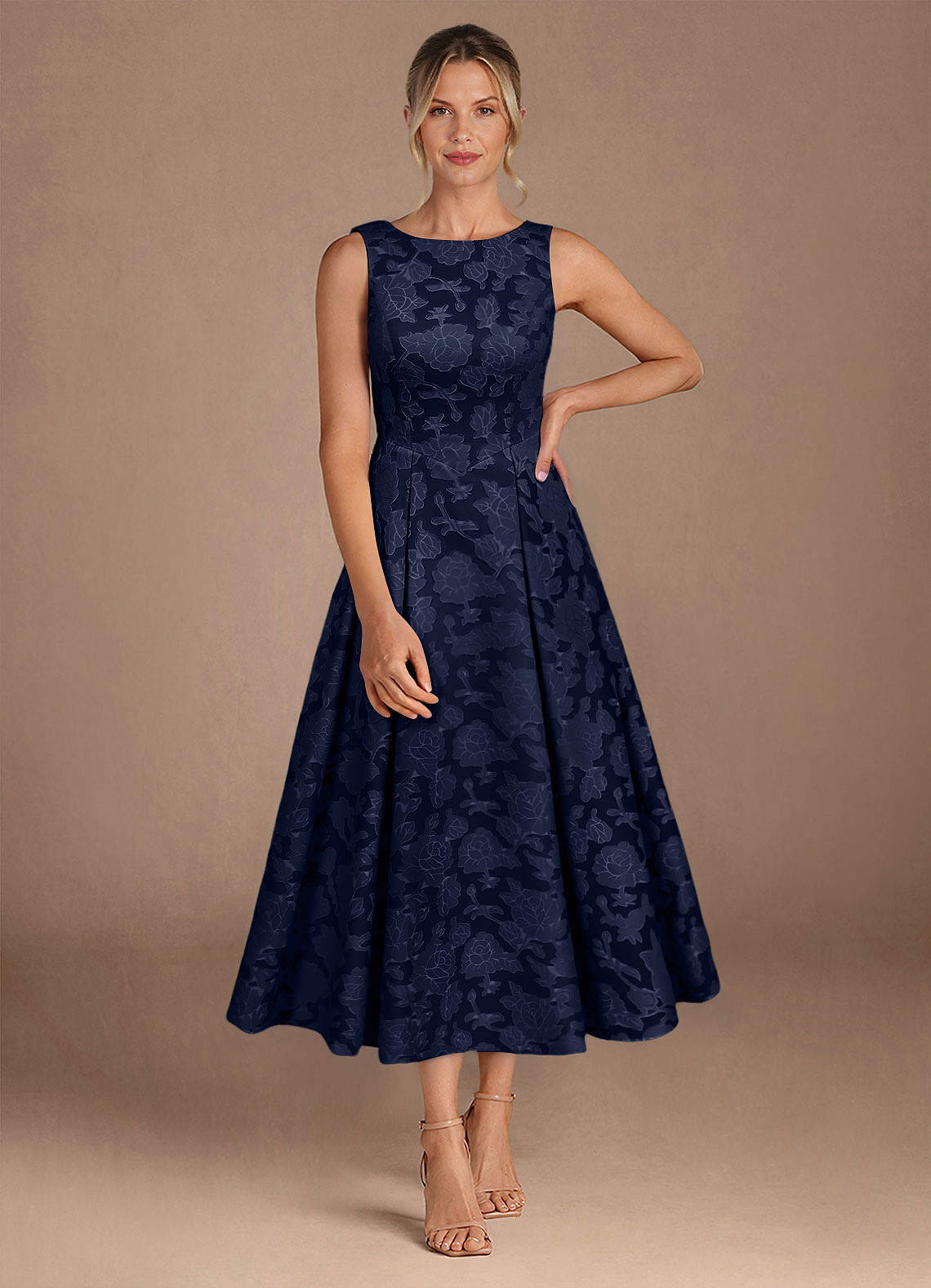 Azazie Fulton vestidos de madre de la novia Vestido de Azul Marino Oscuro de Devorado Floral de Corte En A con Plisado image3