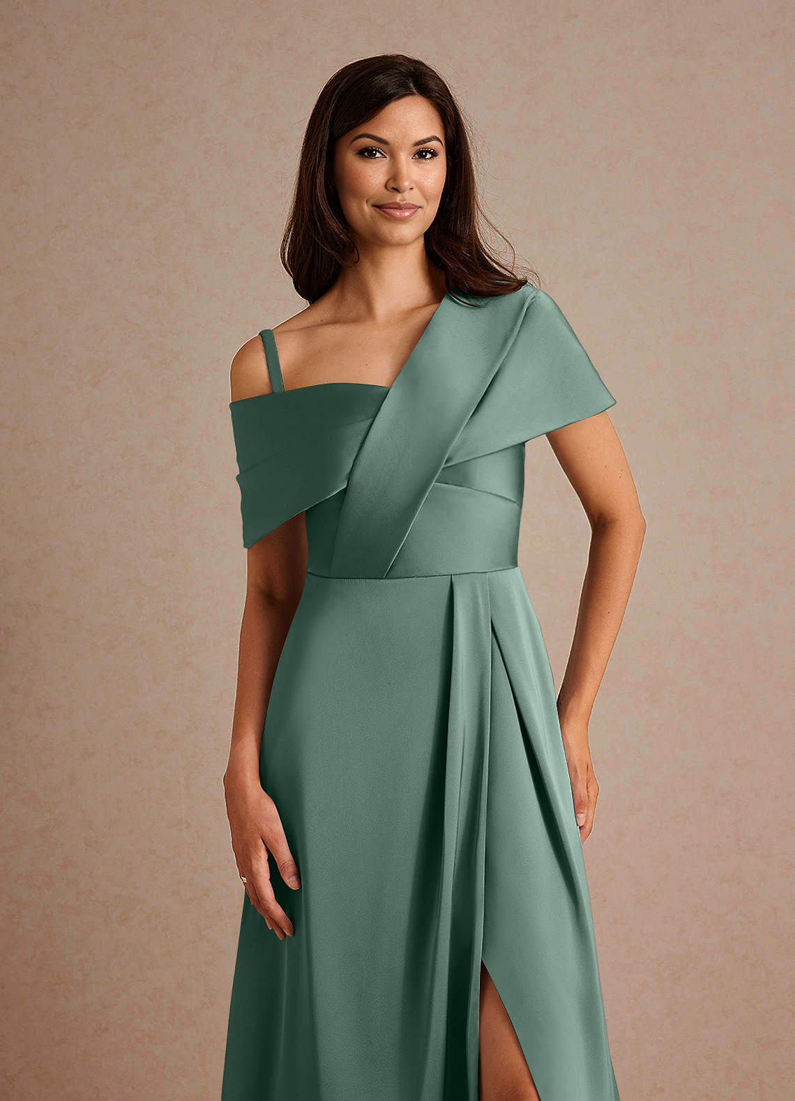 Azazie Milton Vestidos para mãe da noiva Vestir Eucalipto de Cetim elástico de Linha A com Plissado image2