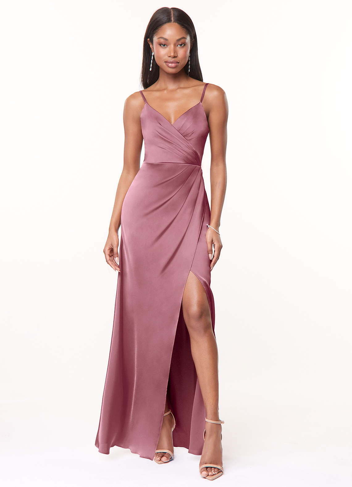 Azazie Maci Robes de demoiselle d'honneur Robe Trapèze en Satin extensible Col V plissé Mauve Vintage image1