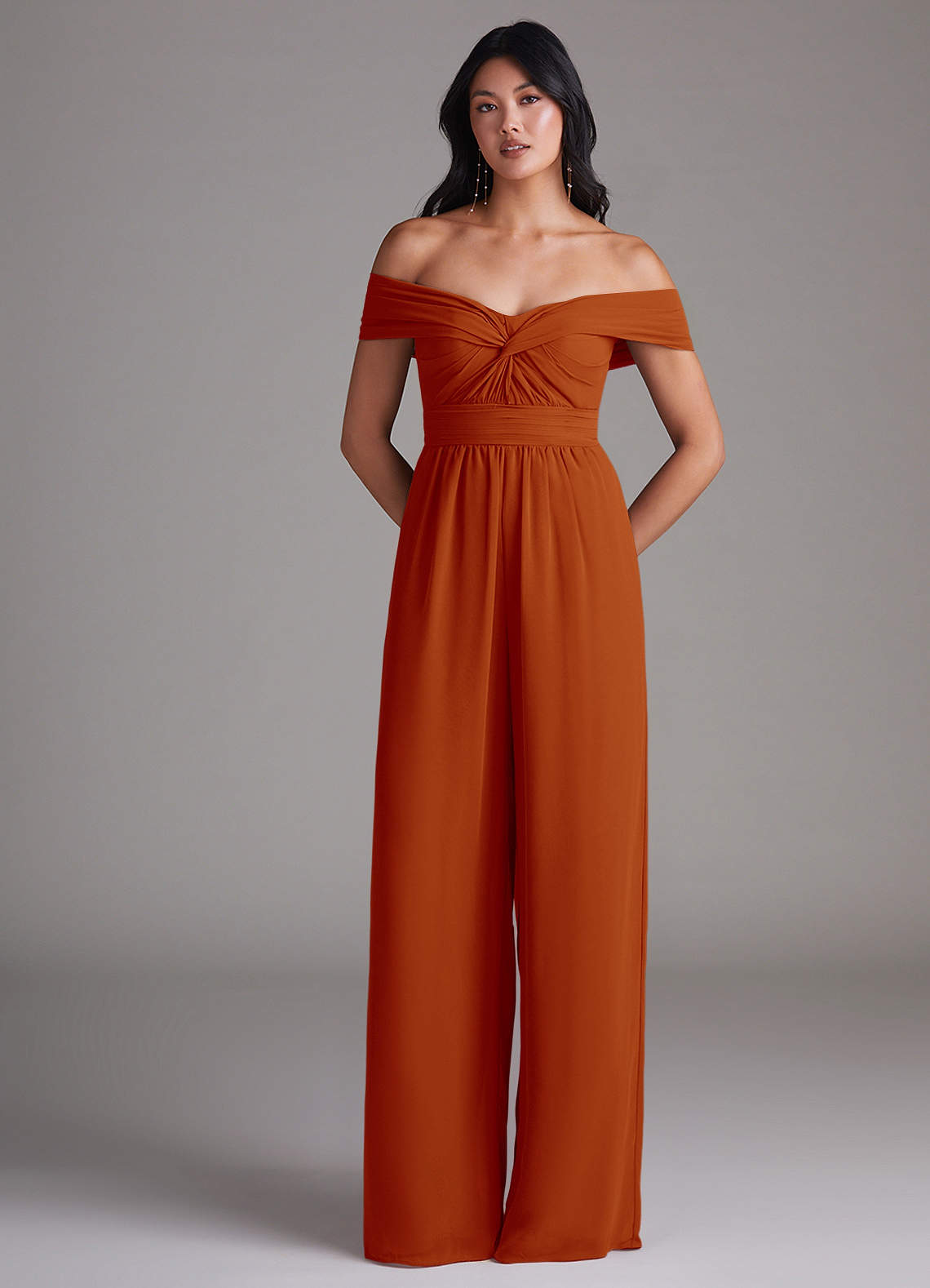 Azazie Lamara Robes de demoiselle d'honneur Combinaison Convertible en Mousseline de soie Épaule décolletée Paprika image2