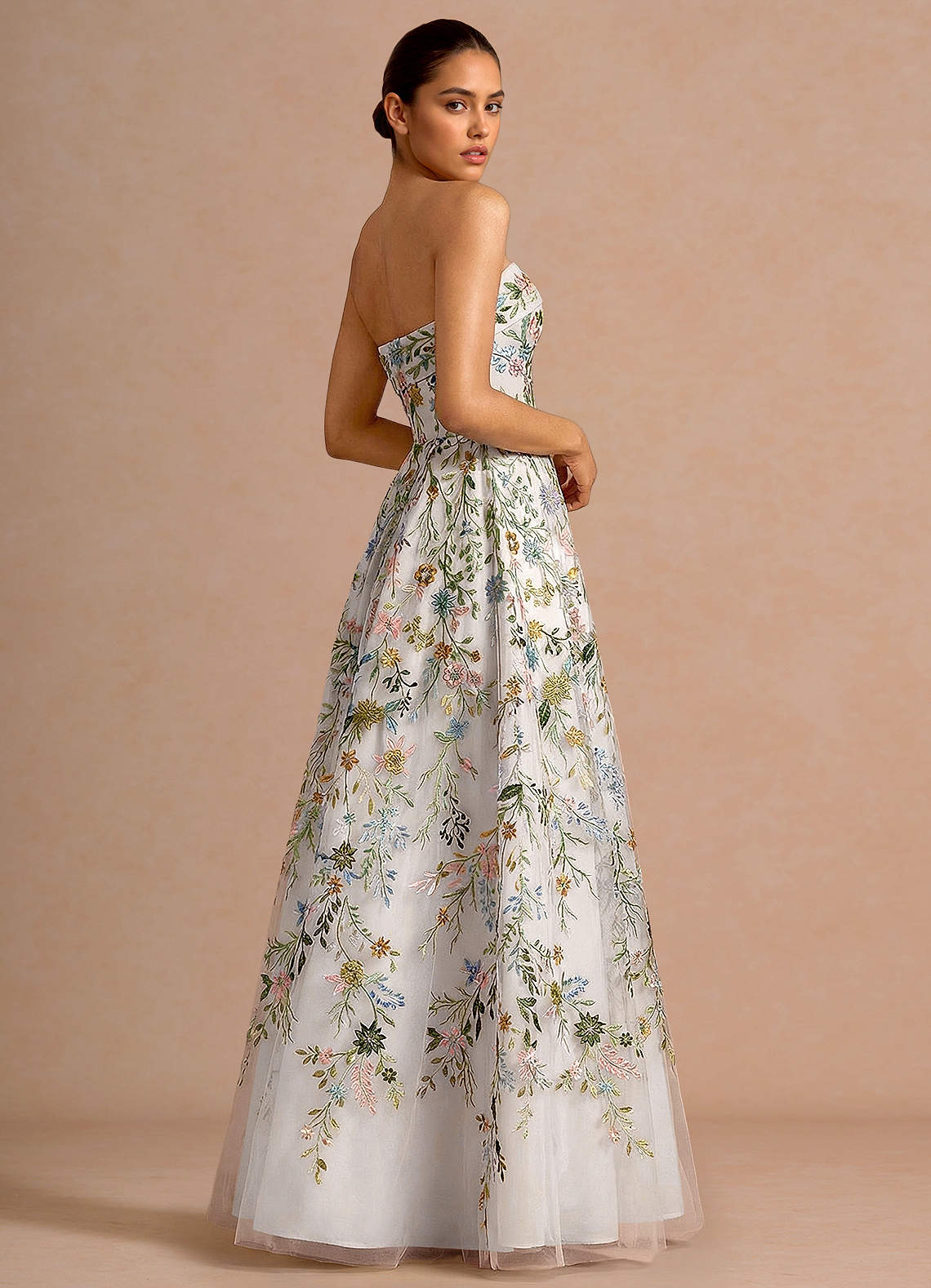 vestido Maxi Branco Evangeline image1