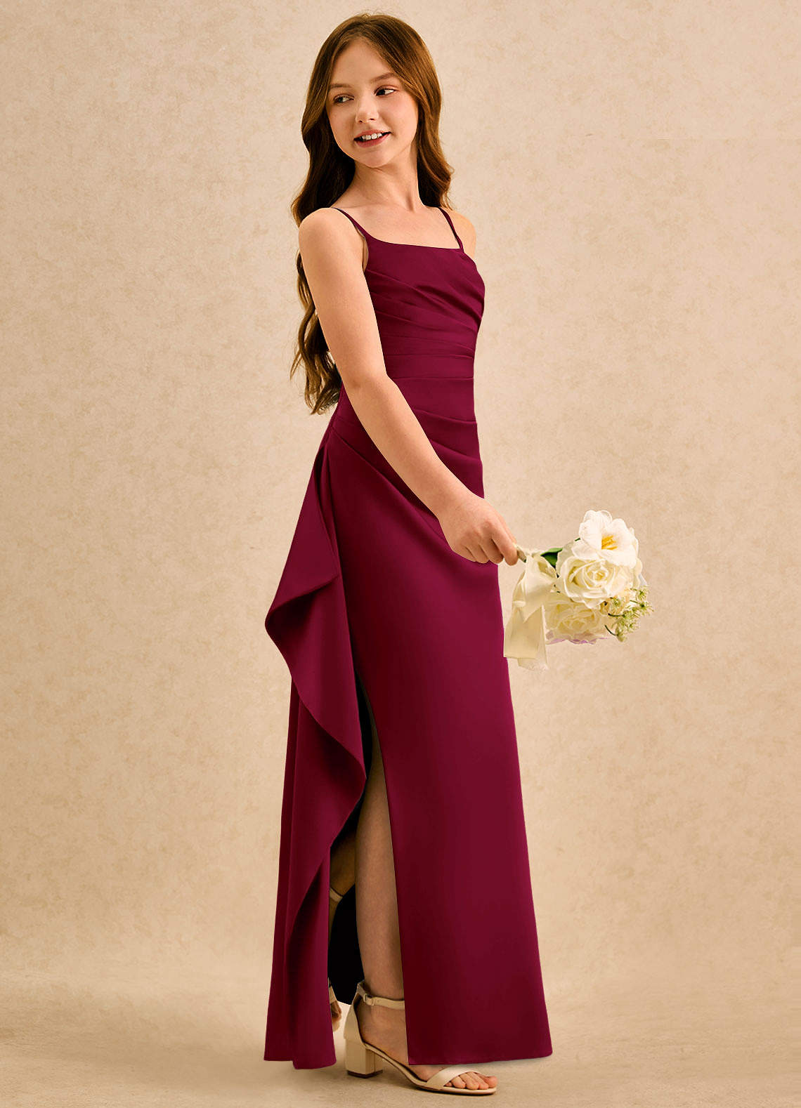 Azazie Cannoli Girls Formal Robe Demoiselle D'honneur Fillette Robe Trapèze en Satin extensible Plissée Bourgogne image4