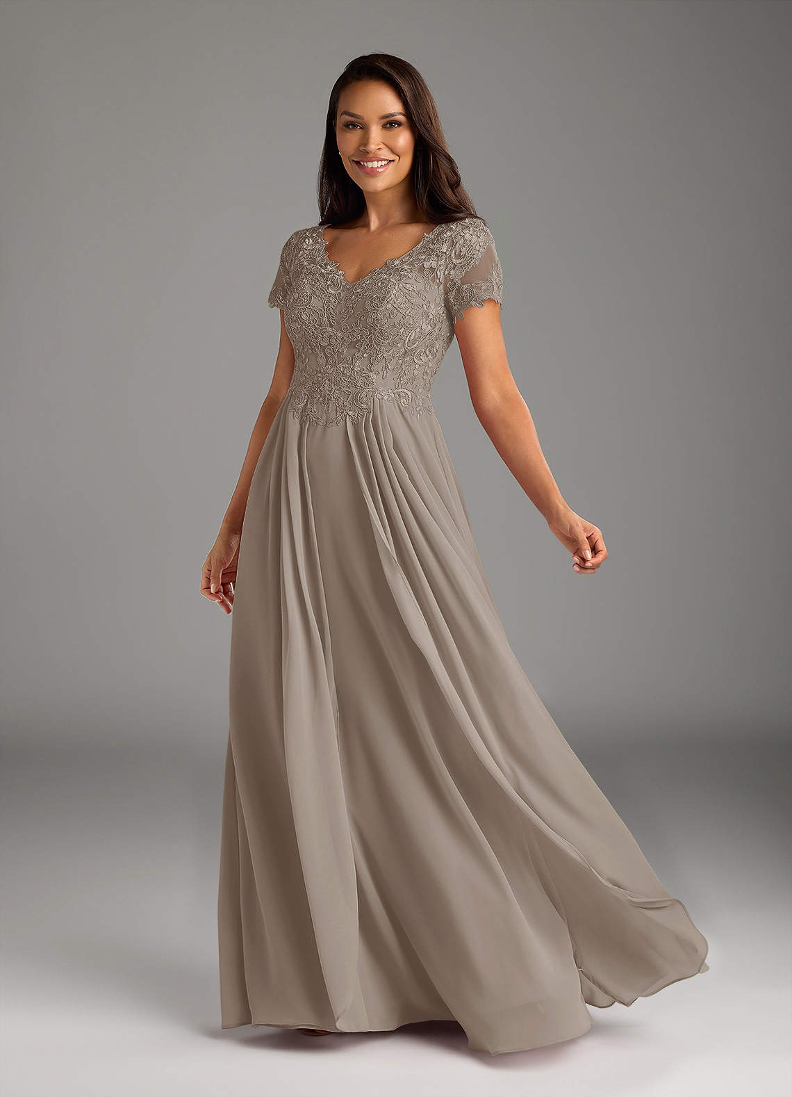 【グレー（07）】Arisa Twisted Sleeve Top Grey Geneva Skirt Set